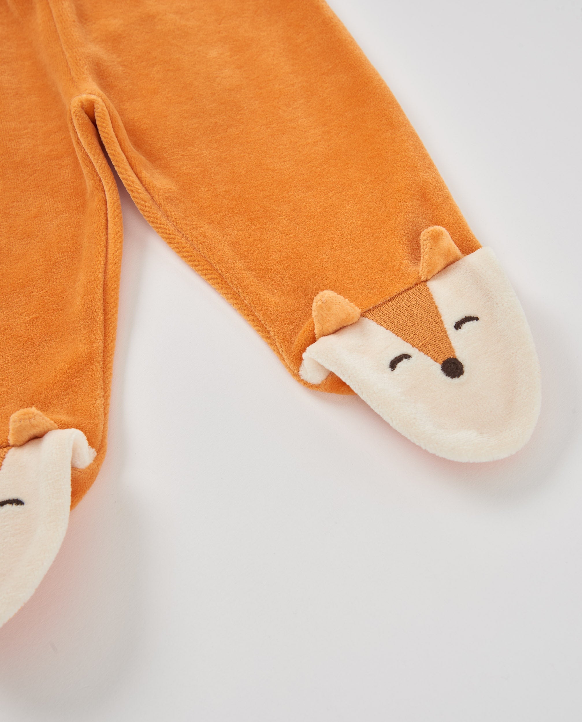 Conjunto de punto de bebé con estampado de zorros