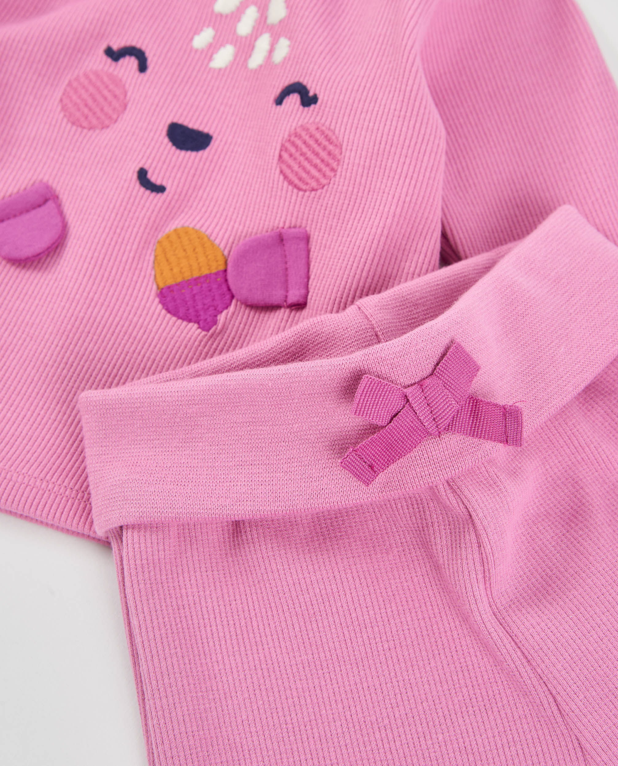 Conjunto de punto de bebé con camiseta estampada