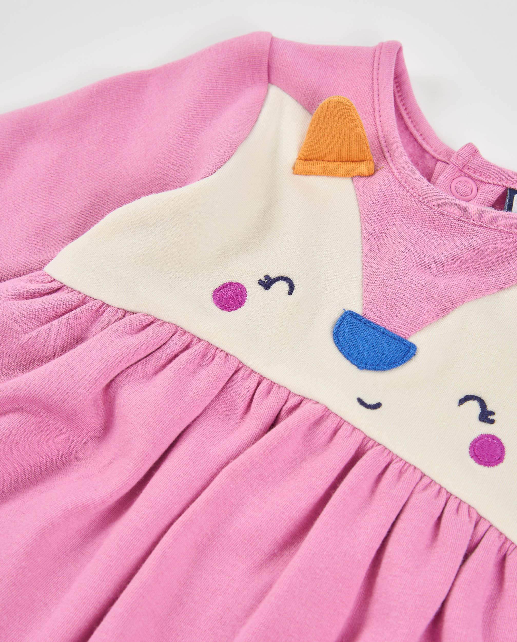 Vestido de felpa de bebé con estampado de animales