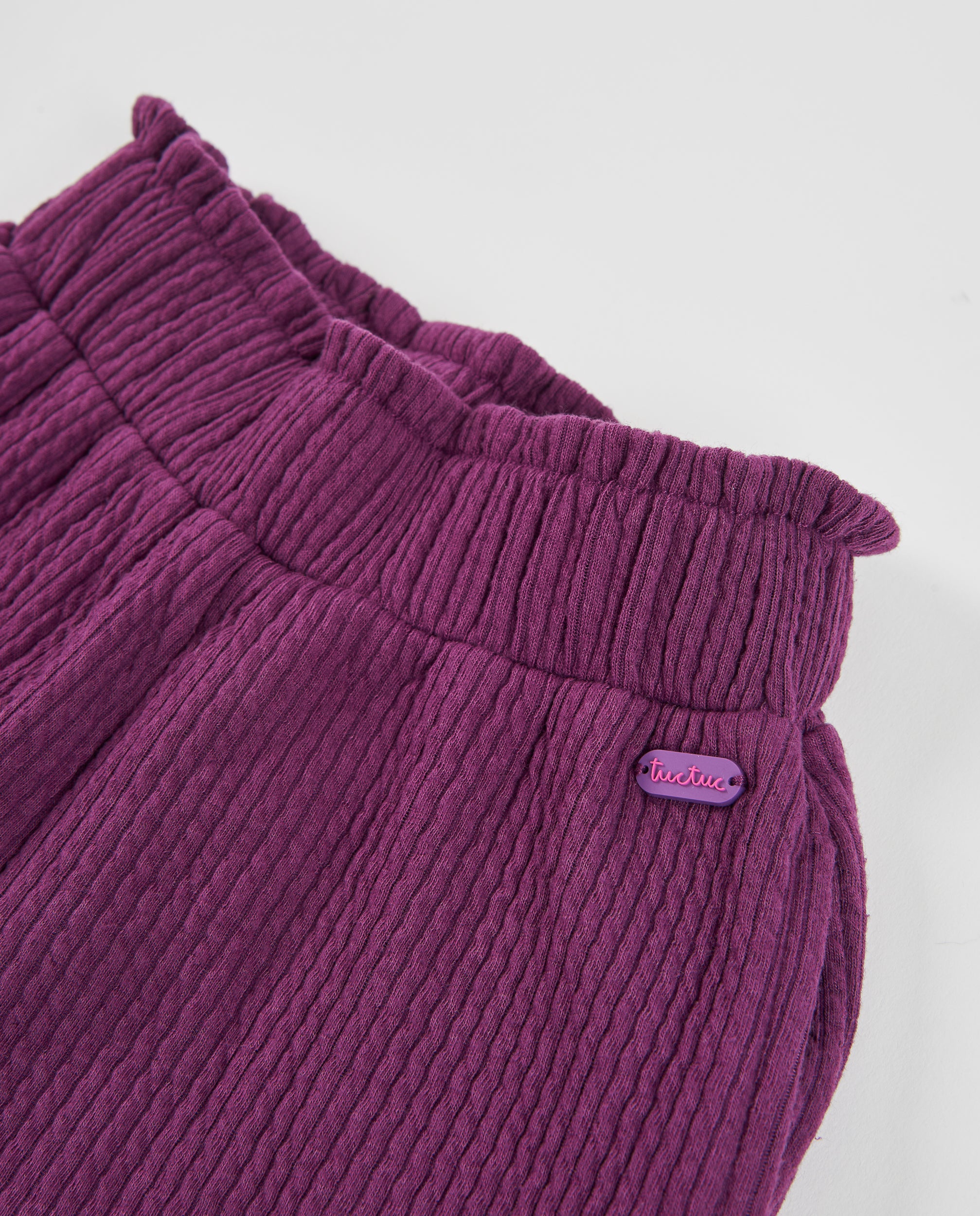 Pantalón de niña de tejido acanalado con cintura elástica