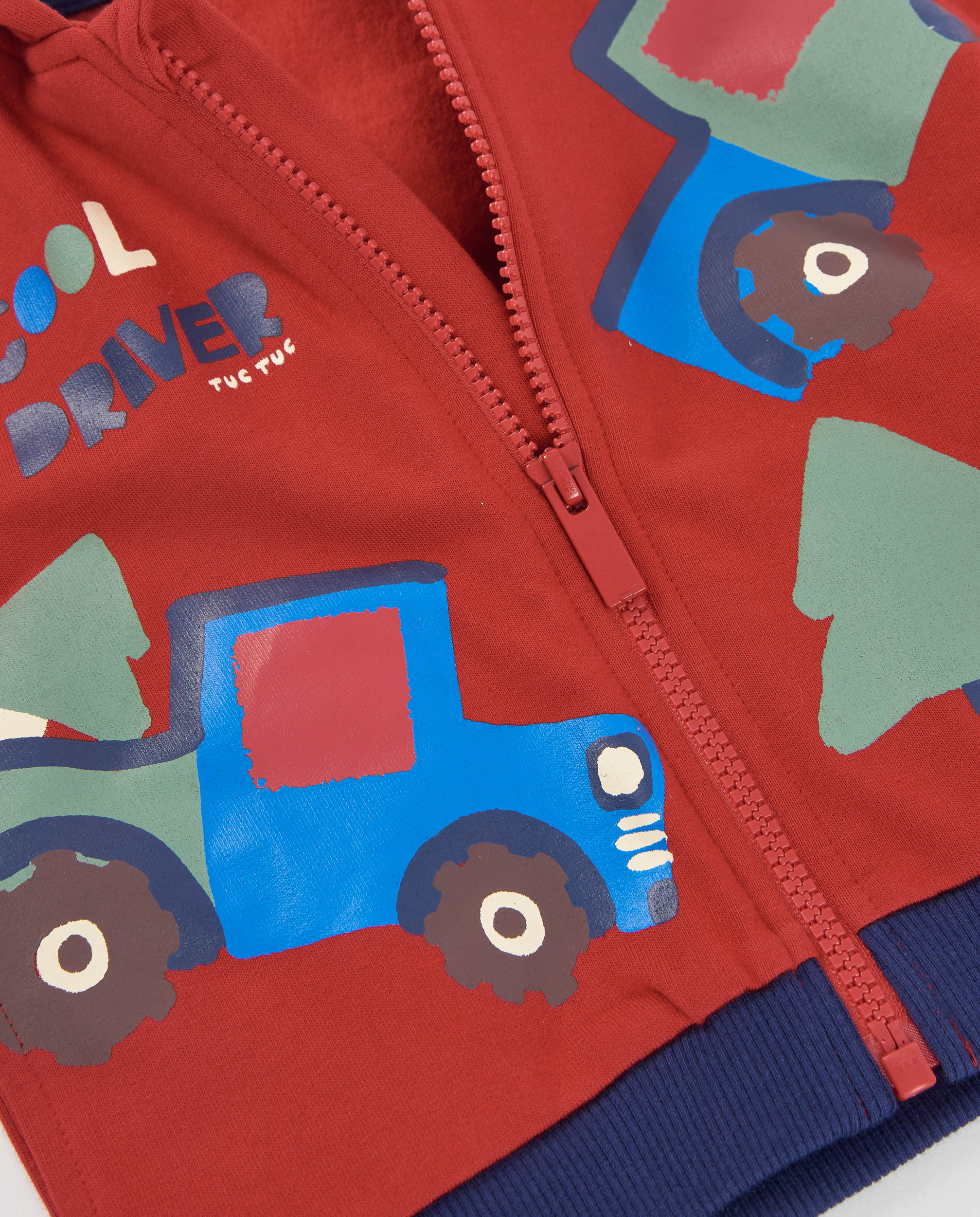 Sudadera de niño de felpa con capucha y diseño de automoviles