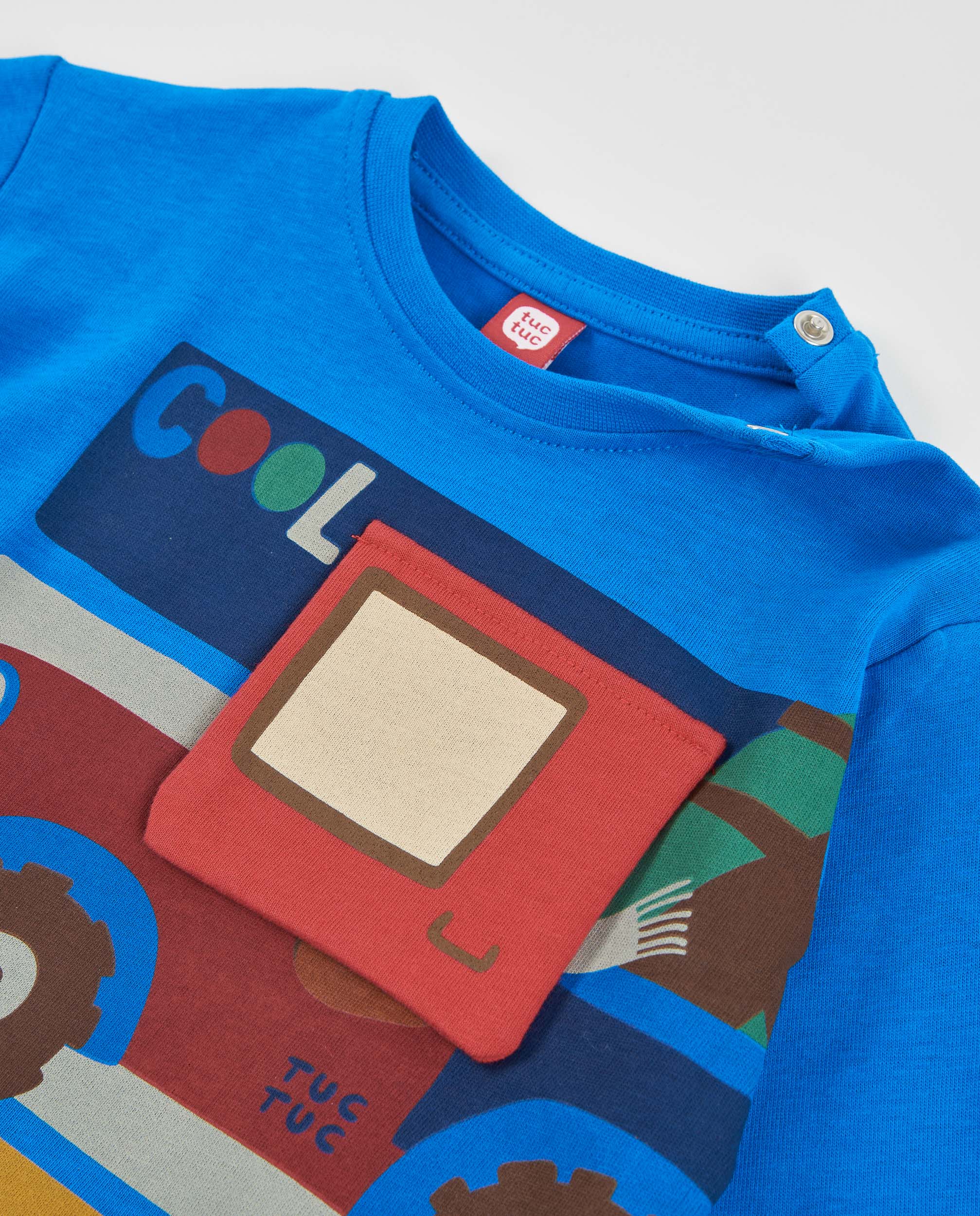 Camiseta de niño de punto con diseño de vehículo y manga larga