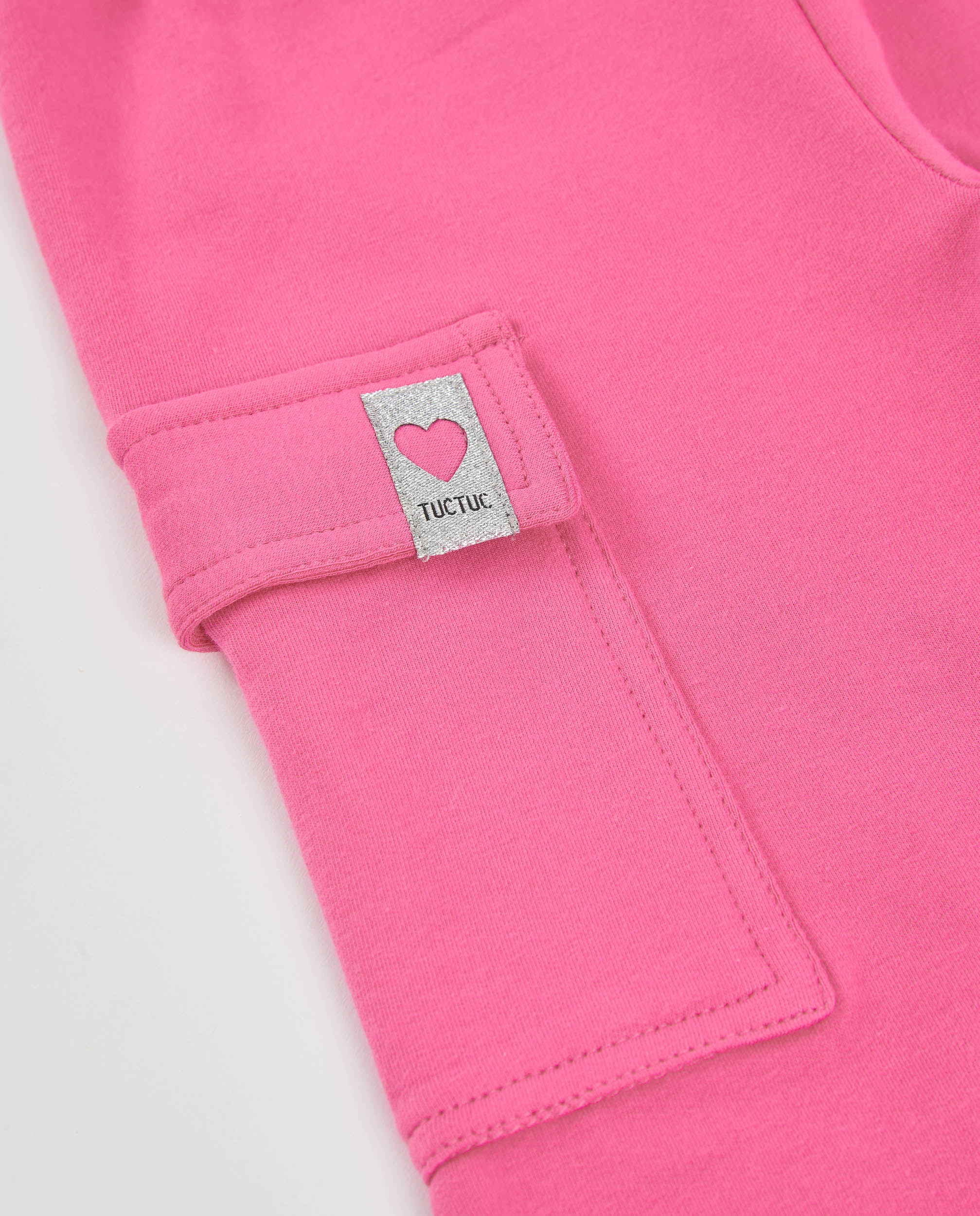 Pantalón de niña de felpa con bolsillos cargo y tacto suave