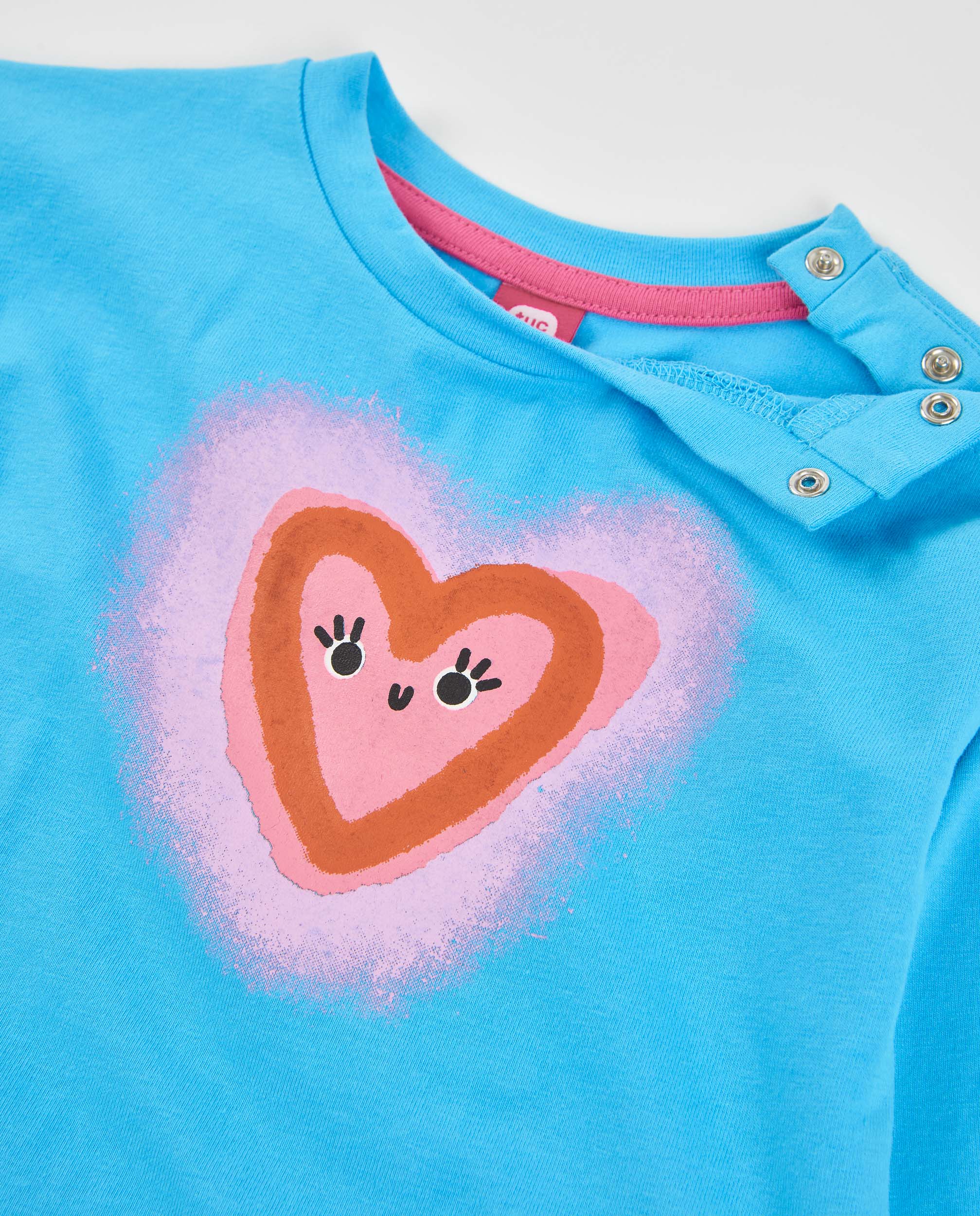 Camiseta de niña de punto con diseño de corazón y manga larga