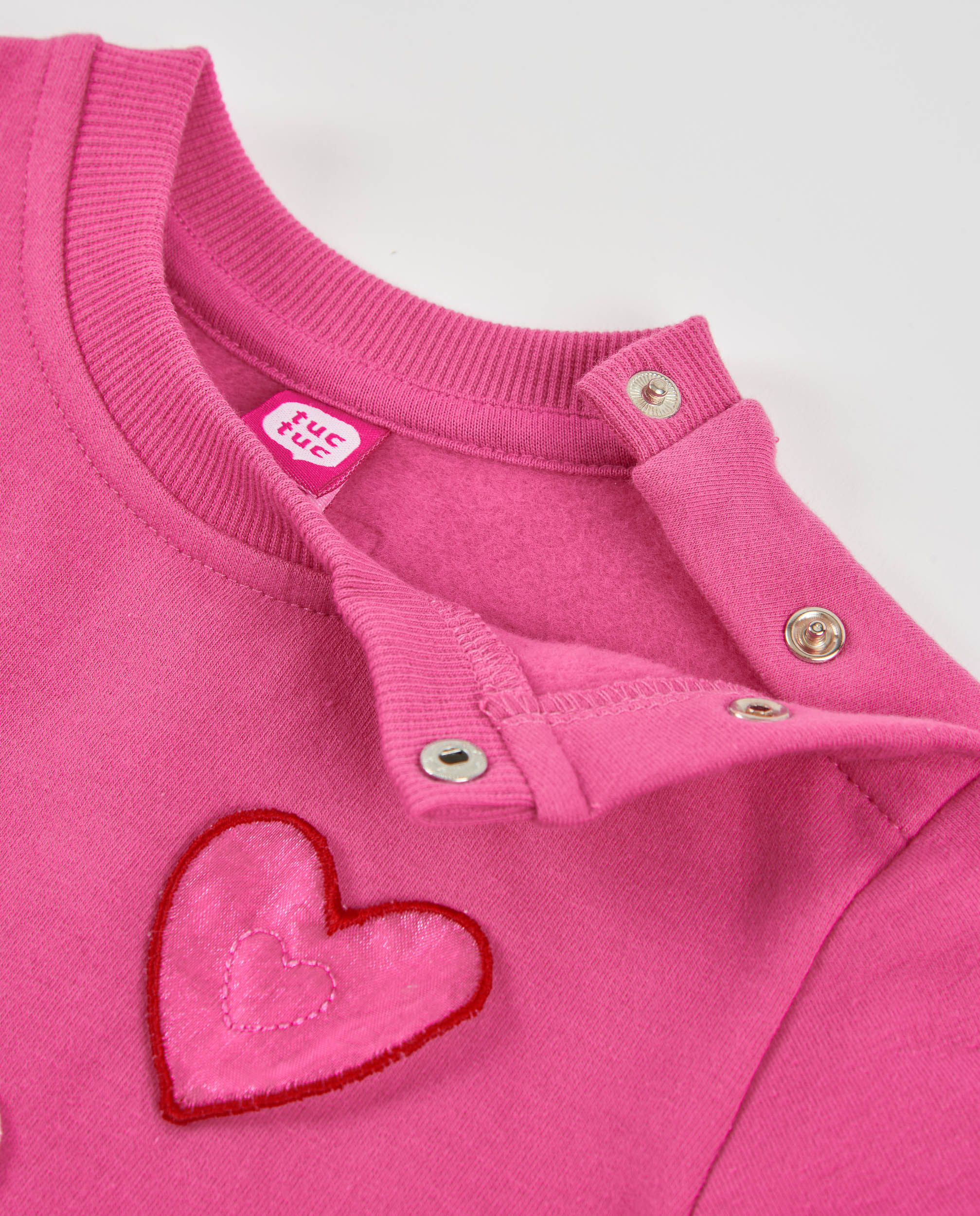 Sudadera de niña de felpa con corazones bordados y tejido cálido