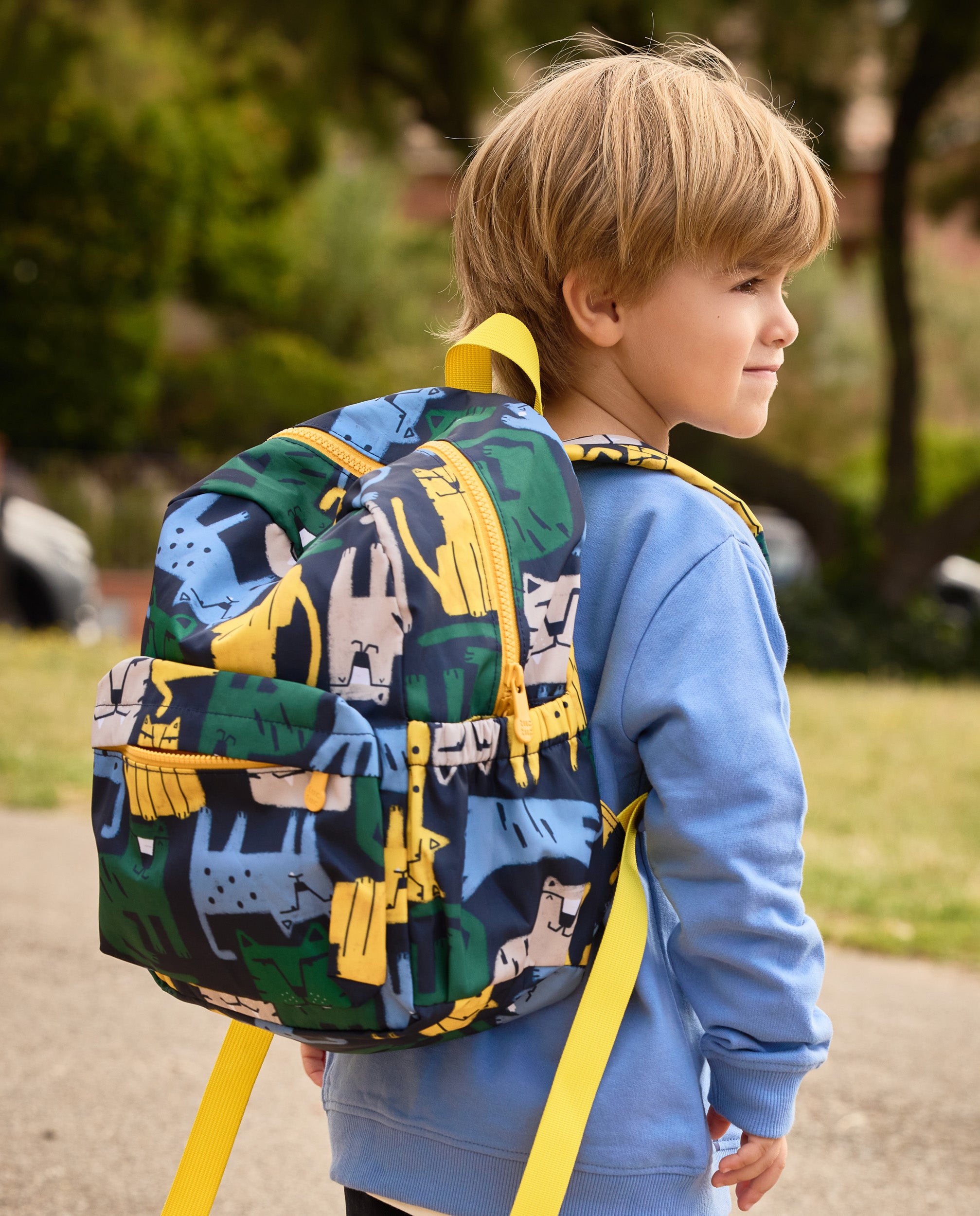 Mochila de niño con estampado de tigres y cierre ajustable