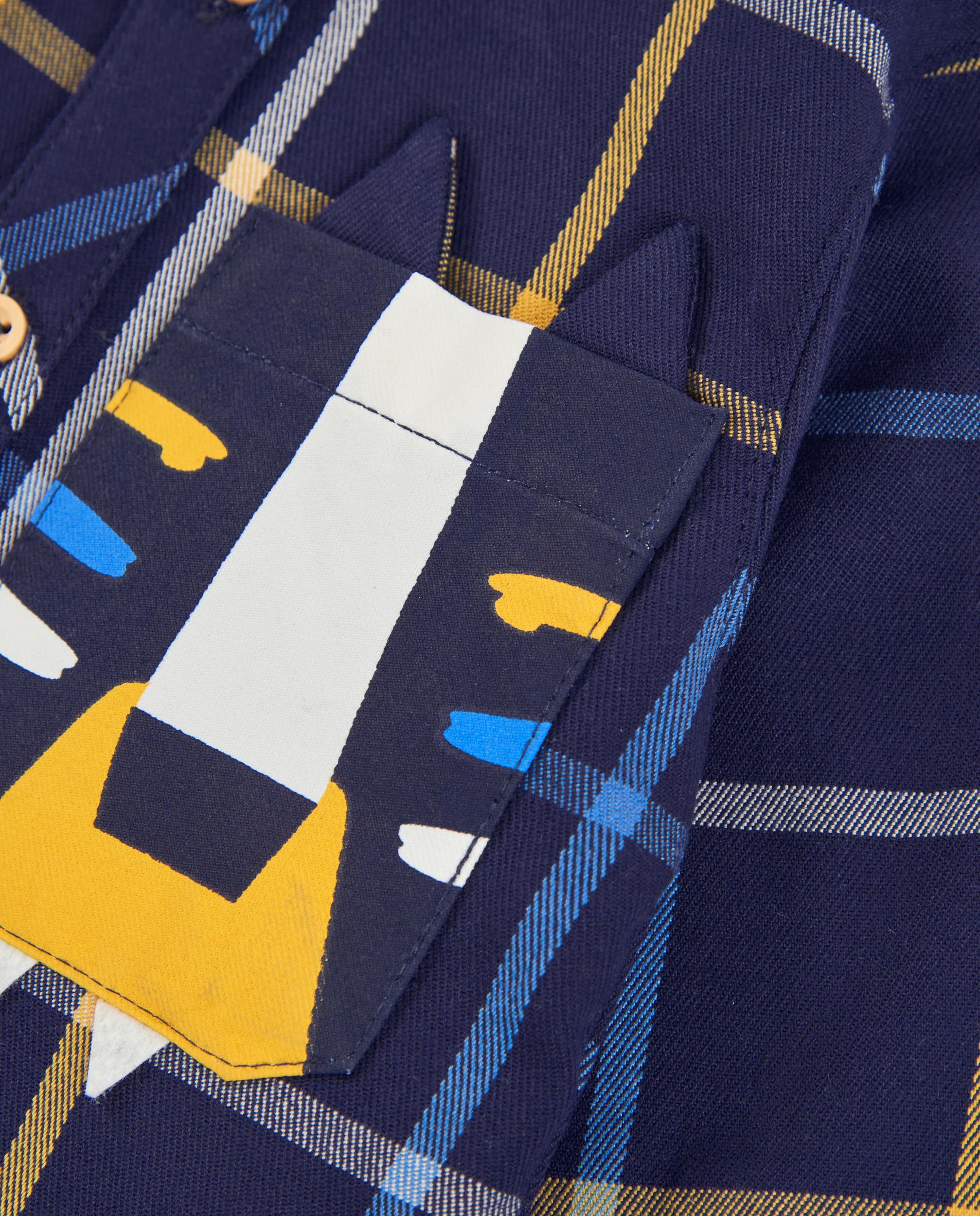 Camisa de niño de tela plana con cuadros y cierre de botones