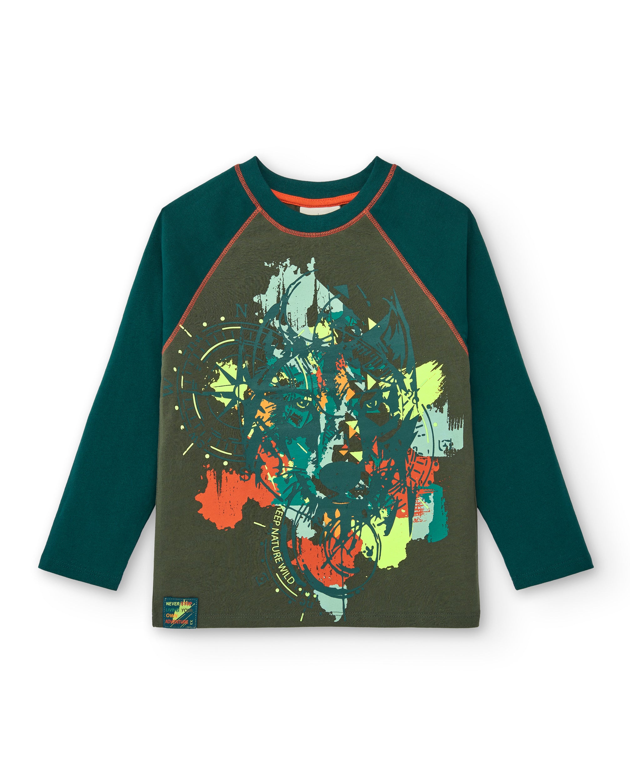 Camiseta de manga larga para niño en verde con estampado de