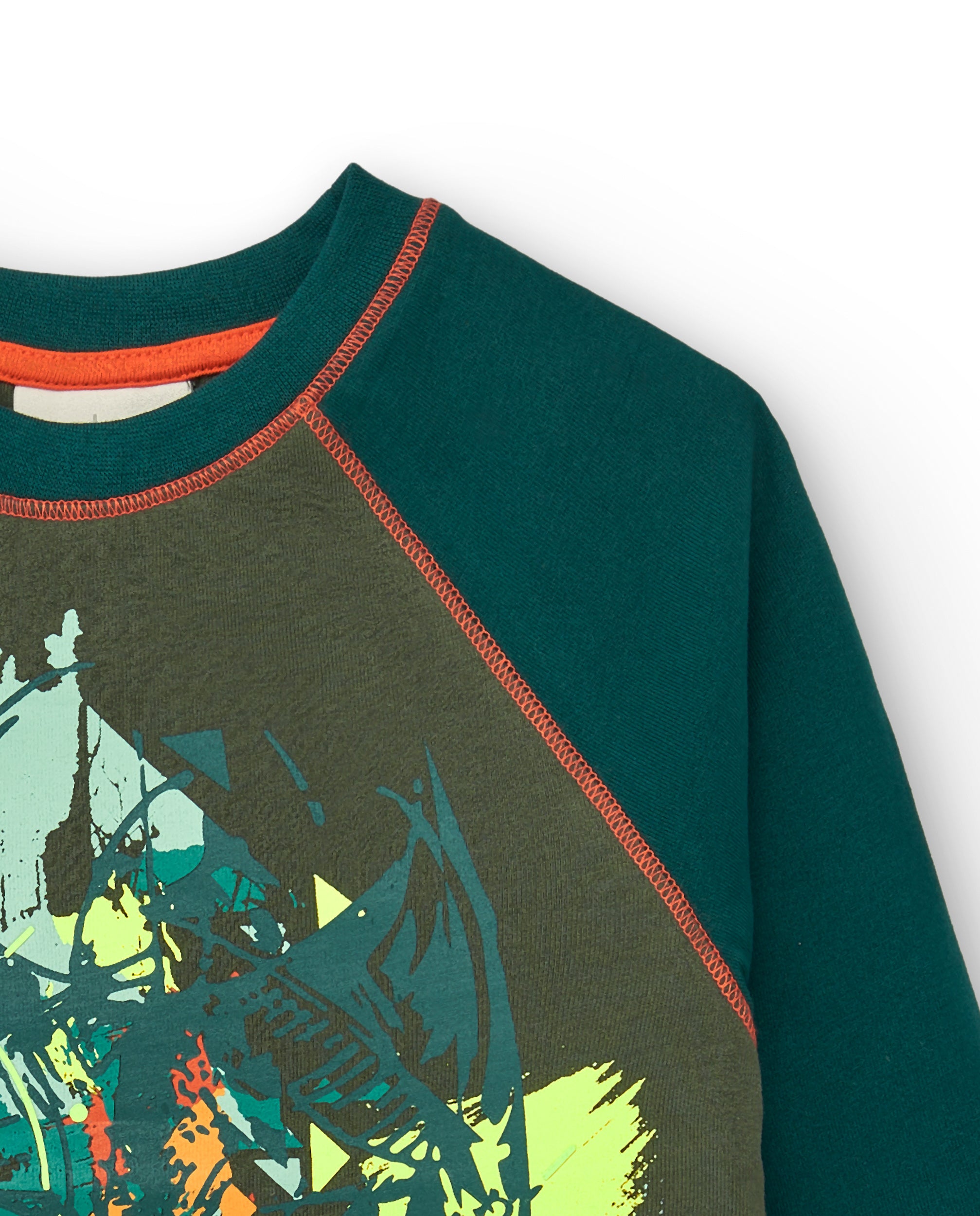 Camiseta de manga larga para niño en verde con estampado de