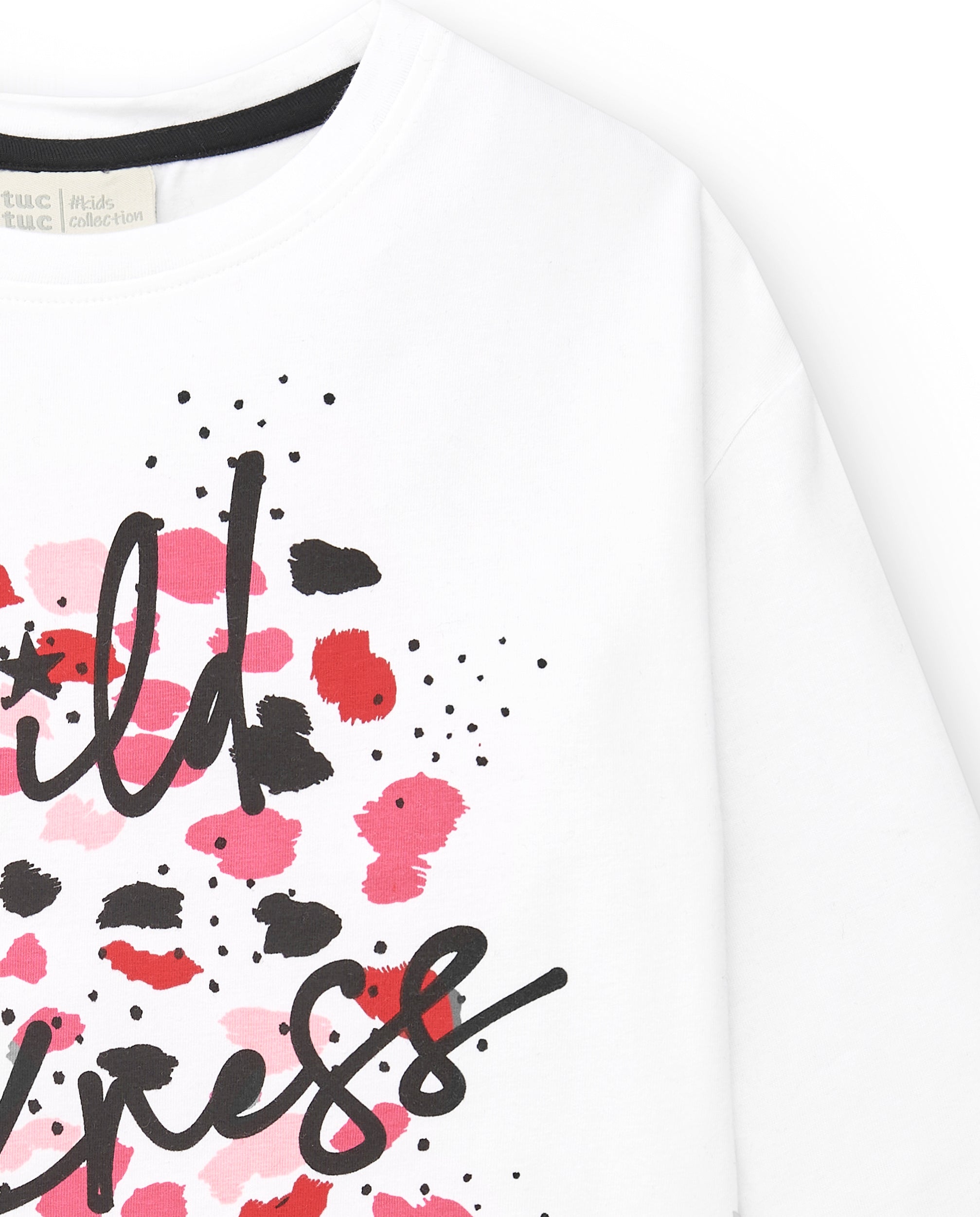 Camiseta manga larga blanca con estampado "Wild Darkness" para