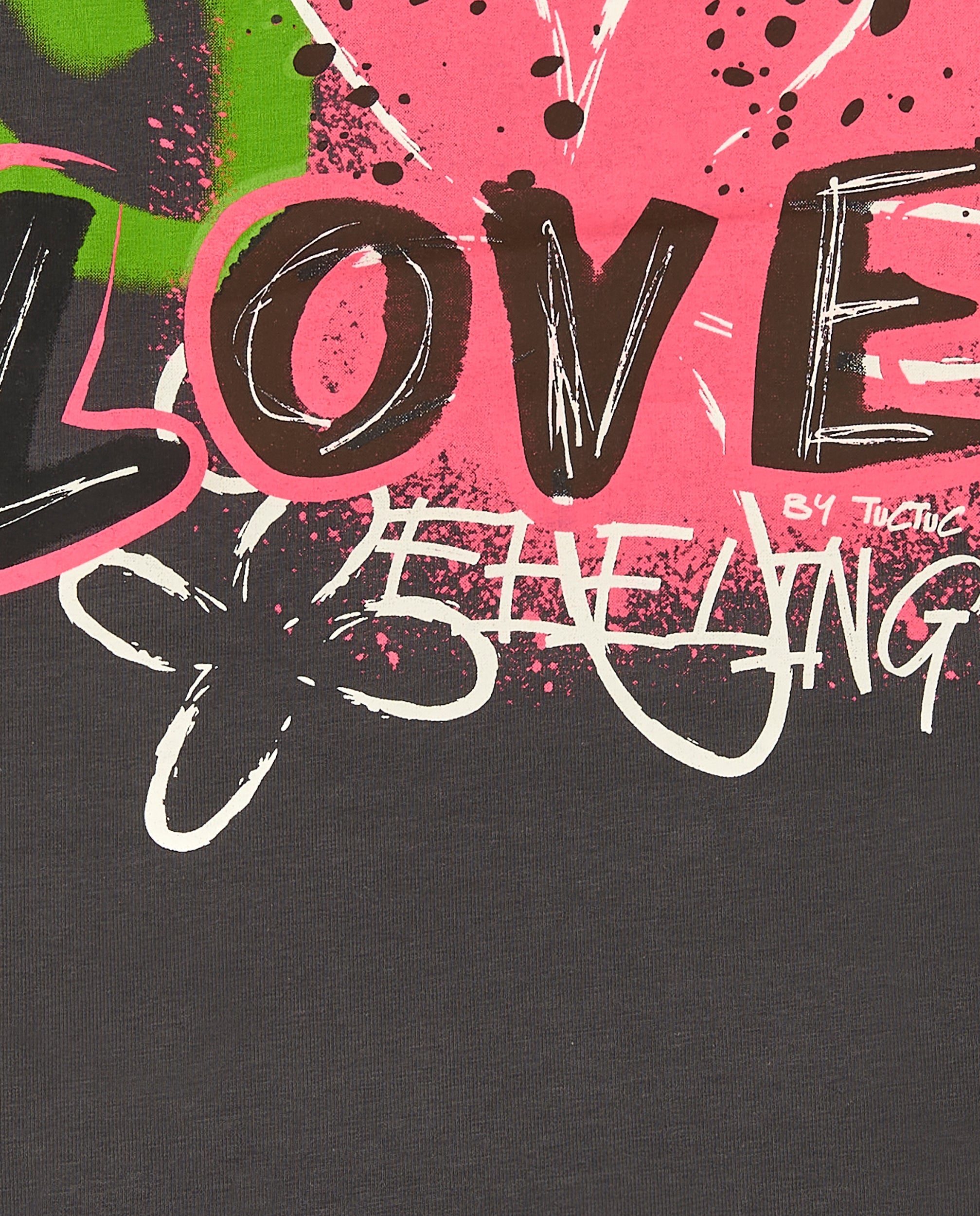Camiseta gris oscuro con estampado "Love Feelings" para niña