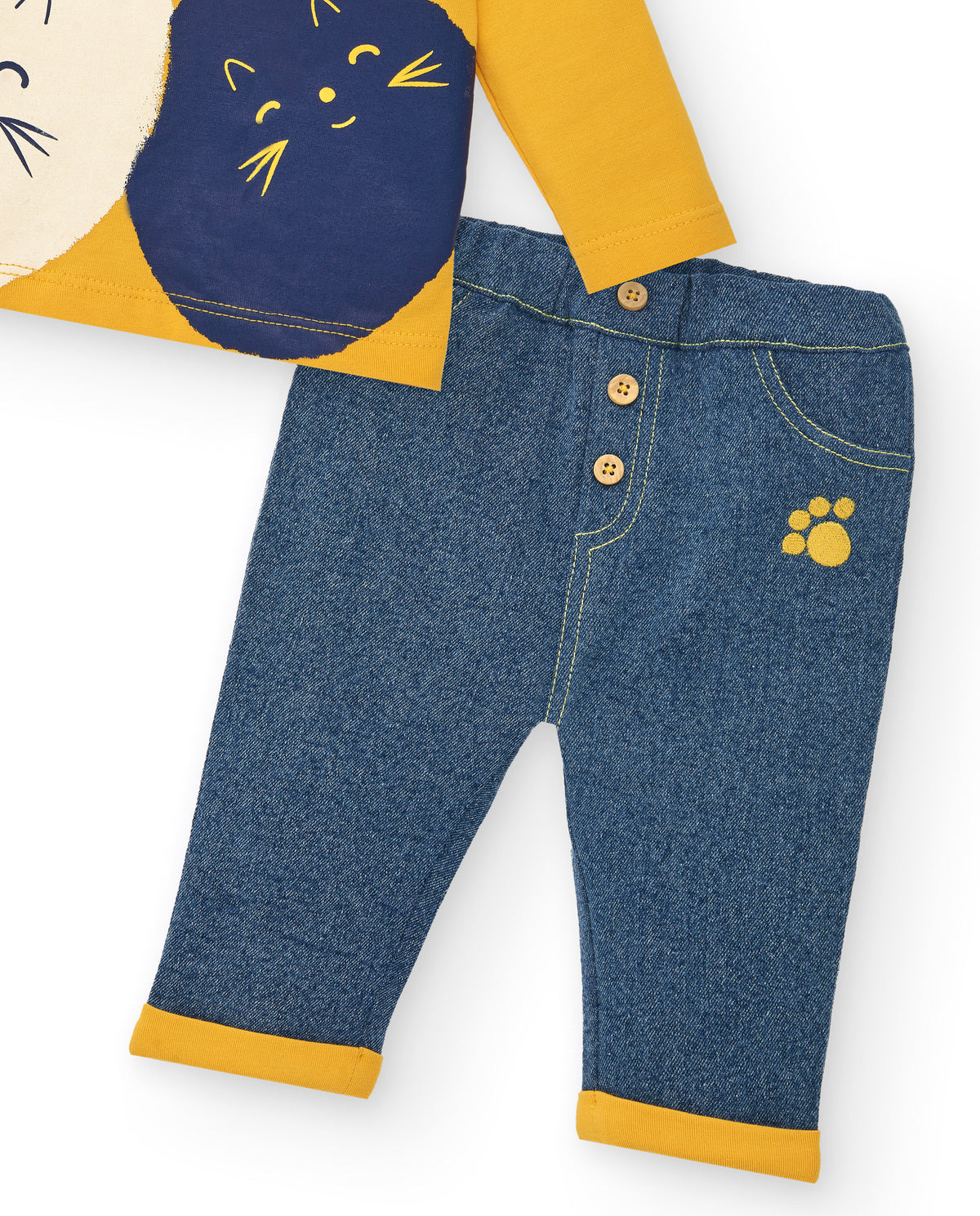 Conjunto de camiseta y pantalón para niño en amarillo y azul