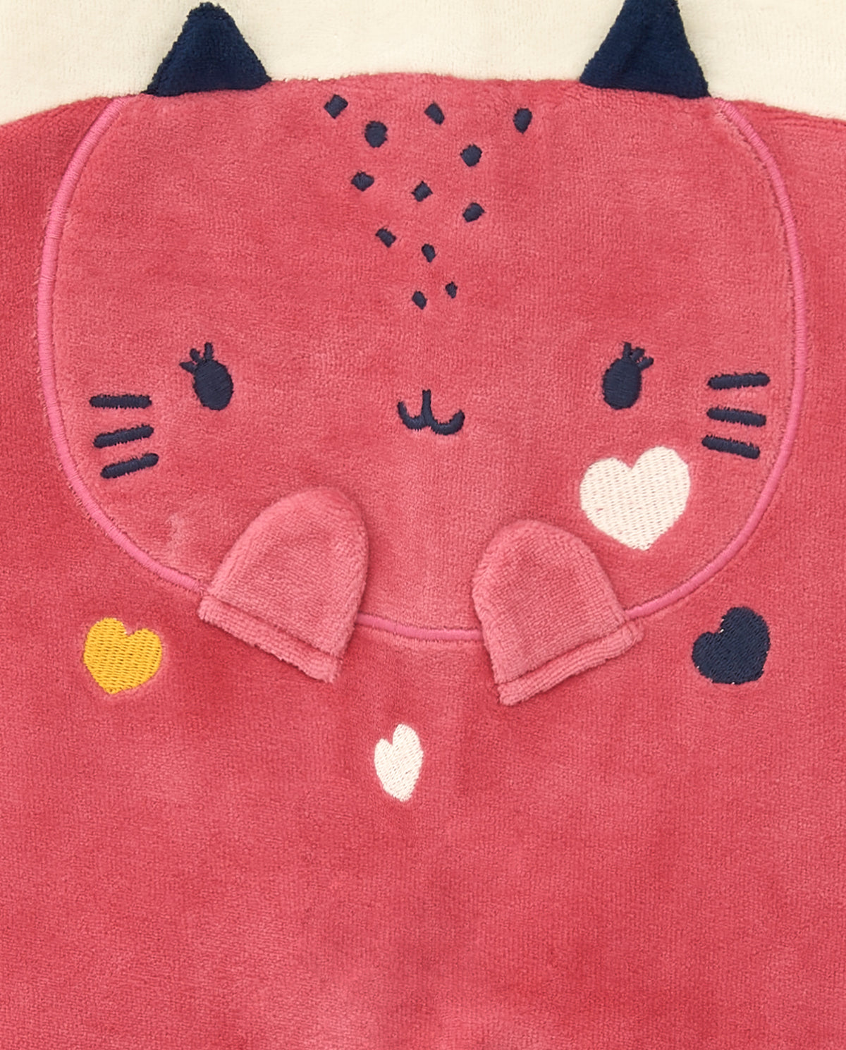 Pelele para niña en rosa con diseño de gatito bordado colección