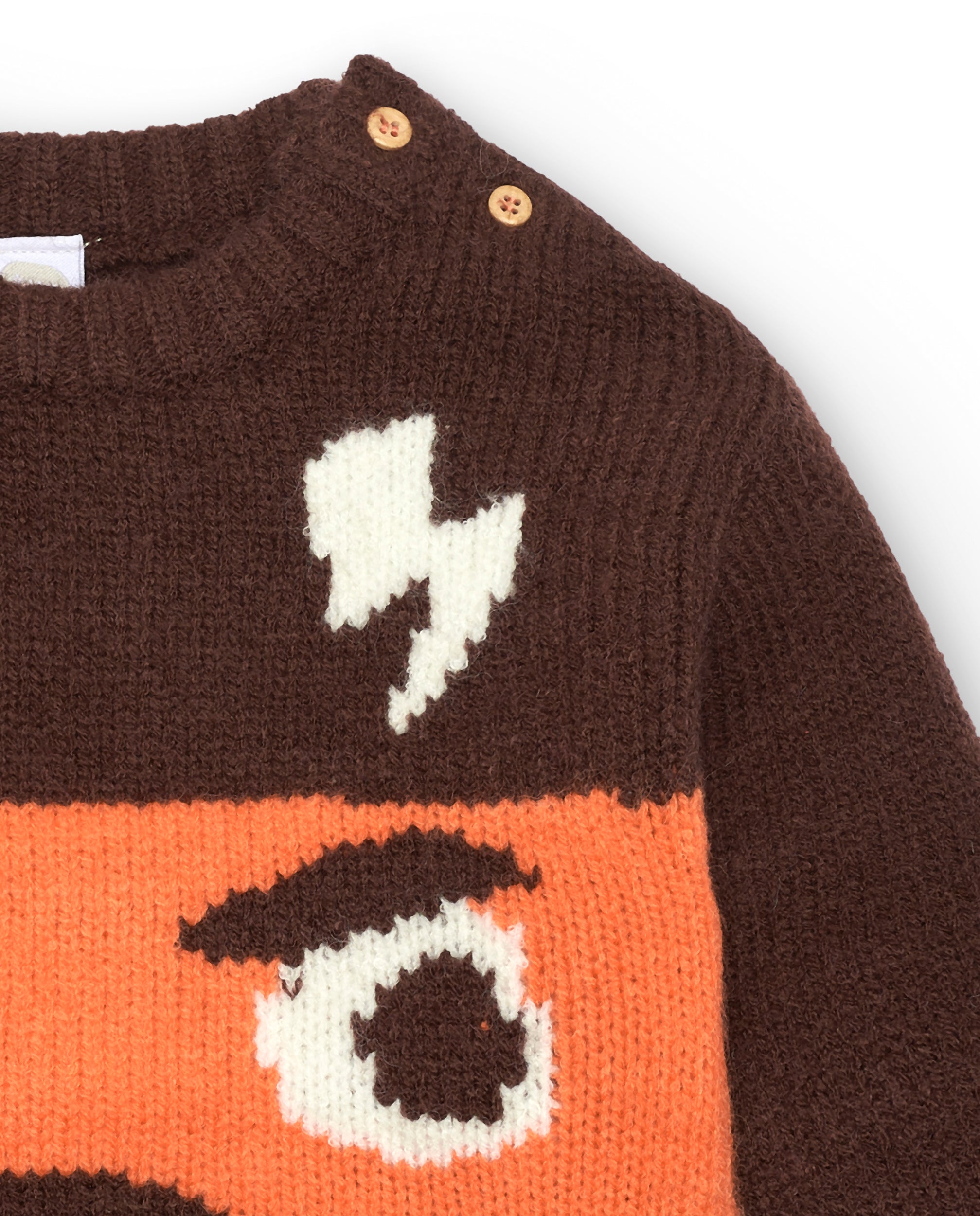 Suéter tejido para niño en marrón con diseño de superhéroe