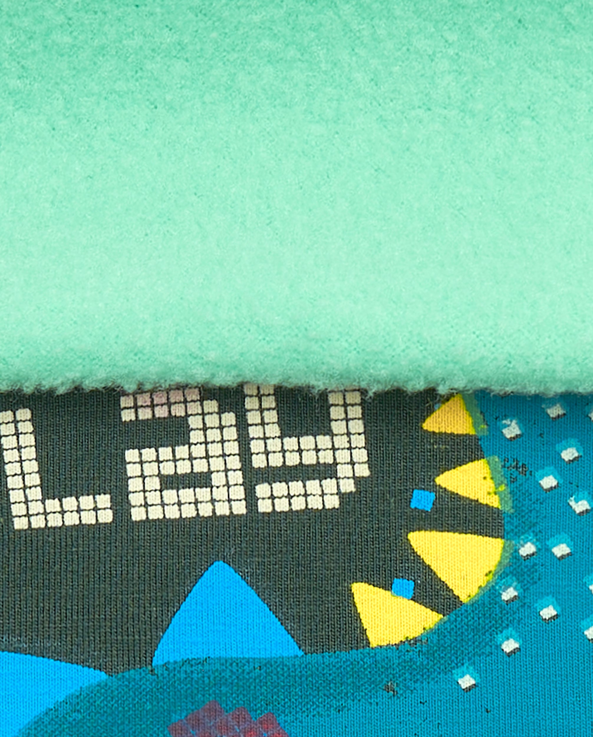 Bandana para niño con estampado de dinosaurios y forro verde