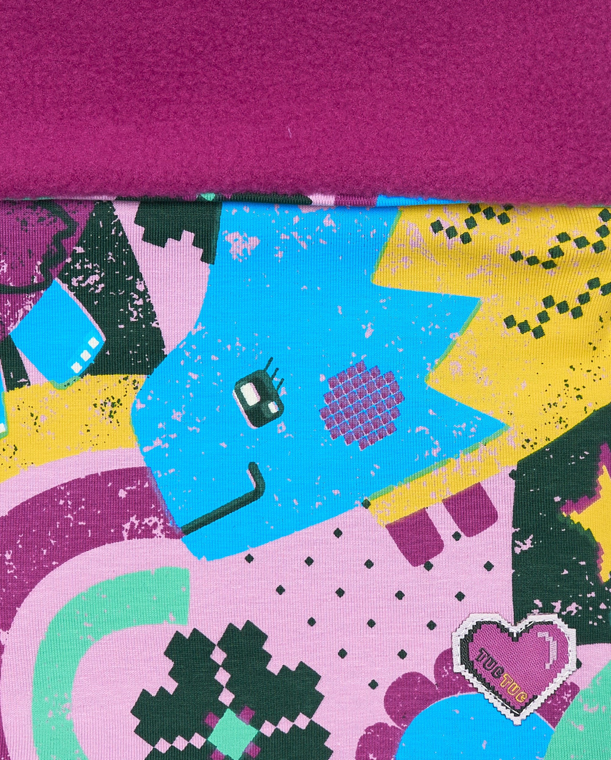 Bandana para niña con estampado de dinosaurios y forro fucsia