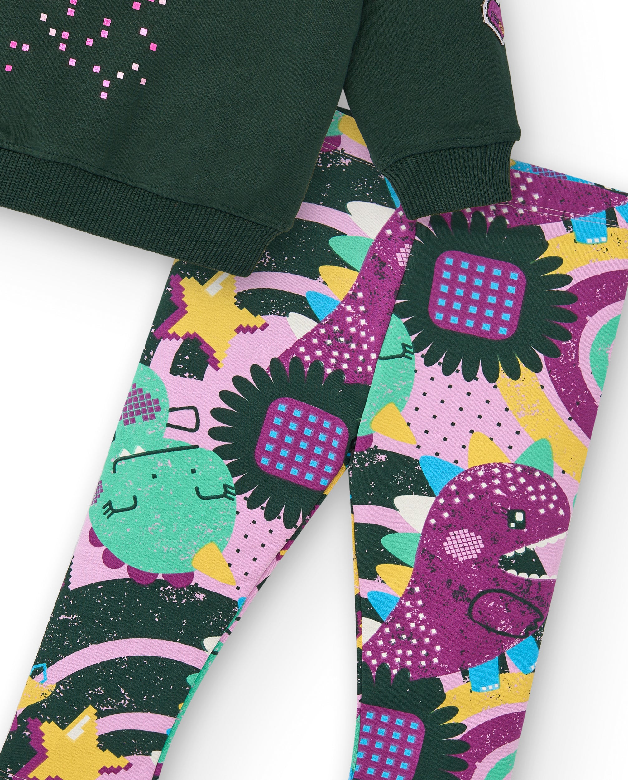Conjunto sudadera verde y leggings estampados para niña