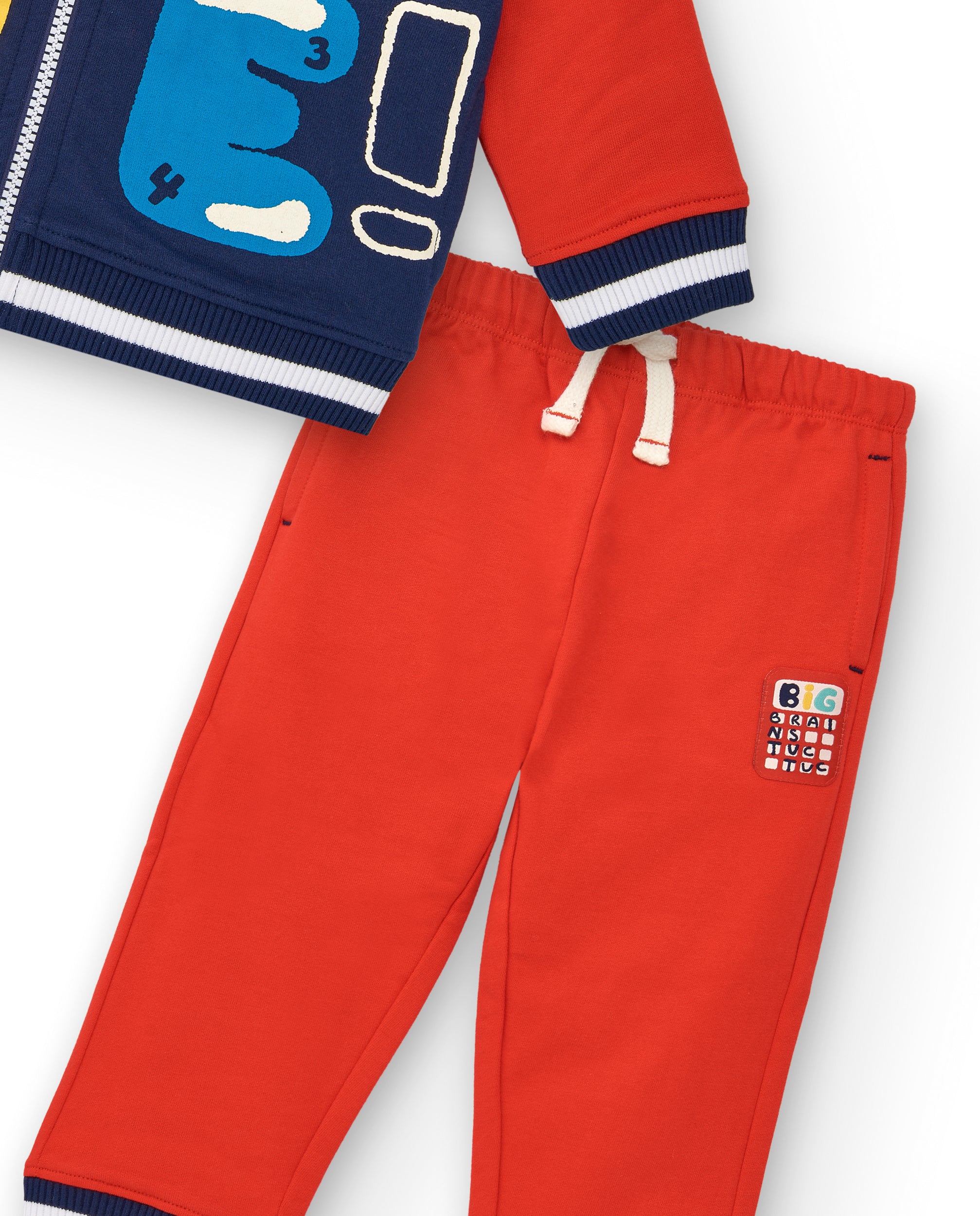 Conjunto sudadera y pantalón jogger niño en azul y rojo con