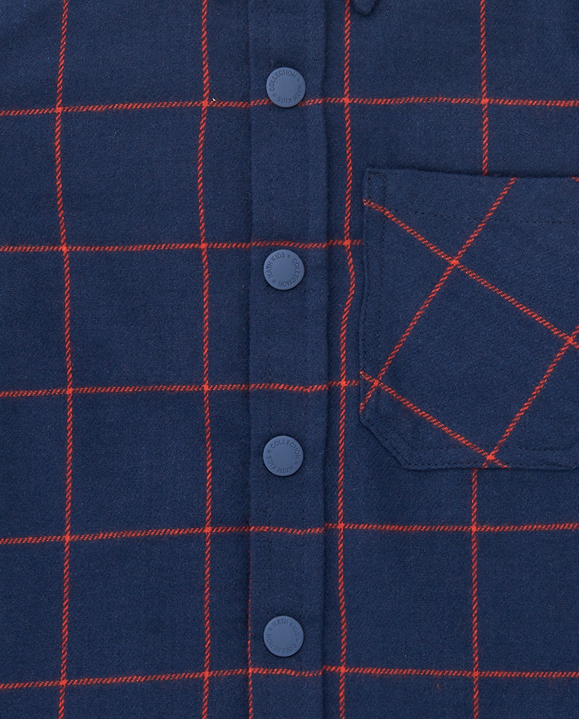 Camisa de franela con capucha y diseño a cuadros para niño de