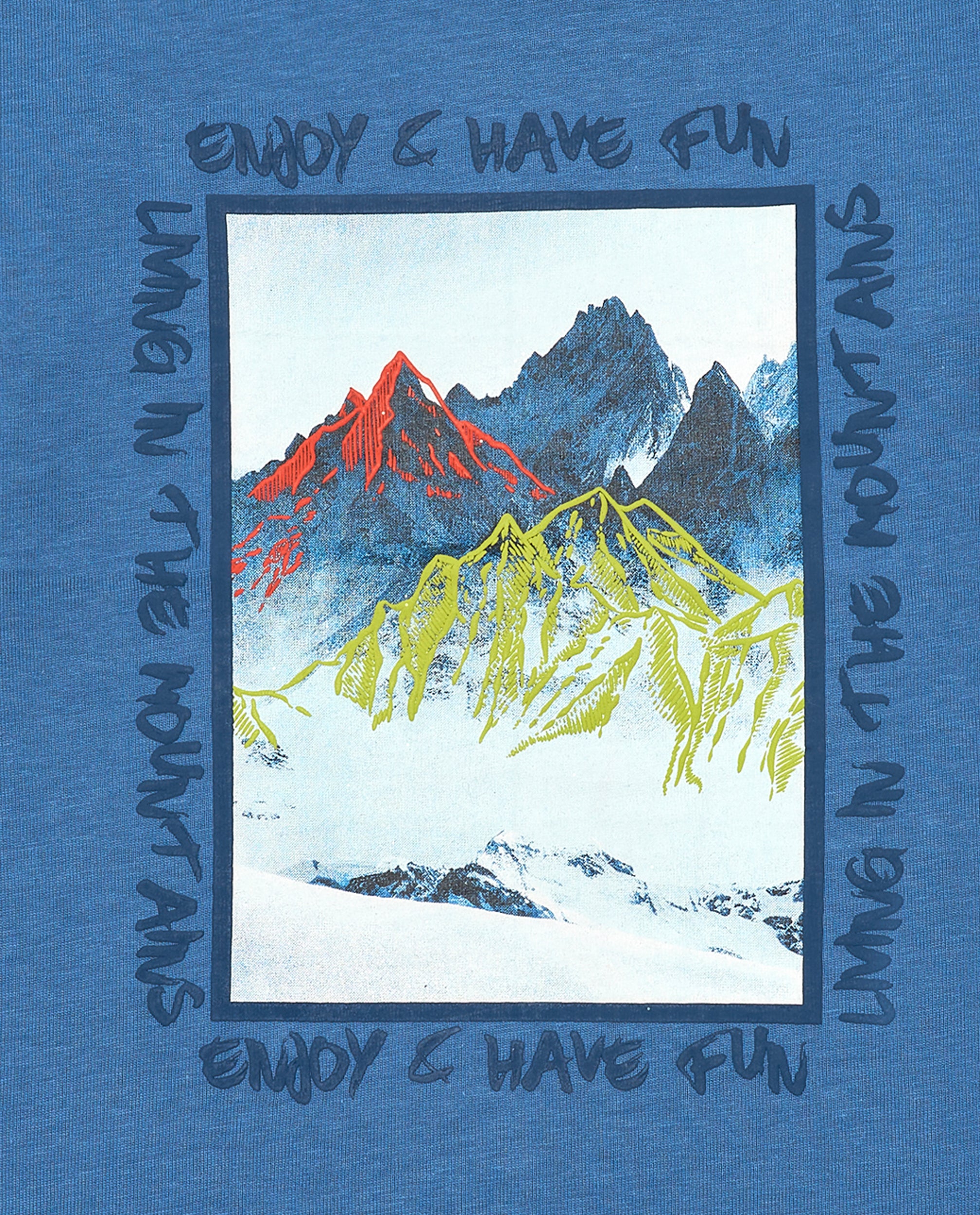 Camiseta azul con estampado de montañas para niño colección