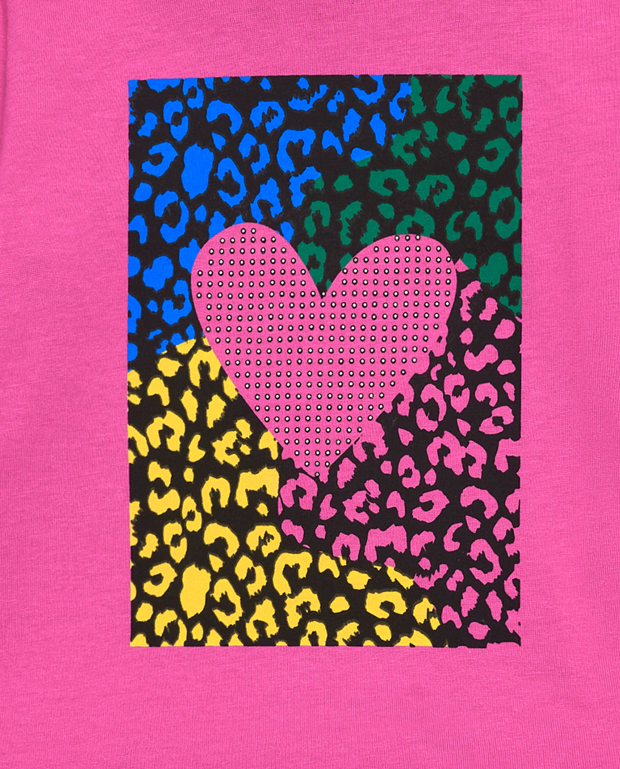 Camiseta rosa con estampado de corazón para niña colección