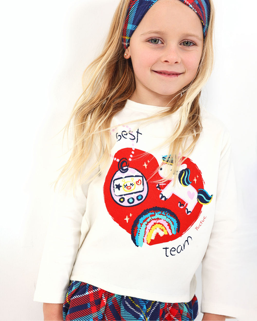Camiseta niña beige con ilustración divertida y volantes colección Big brains