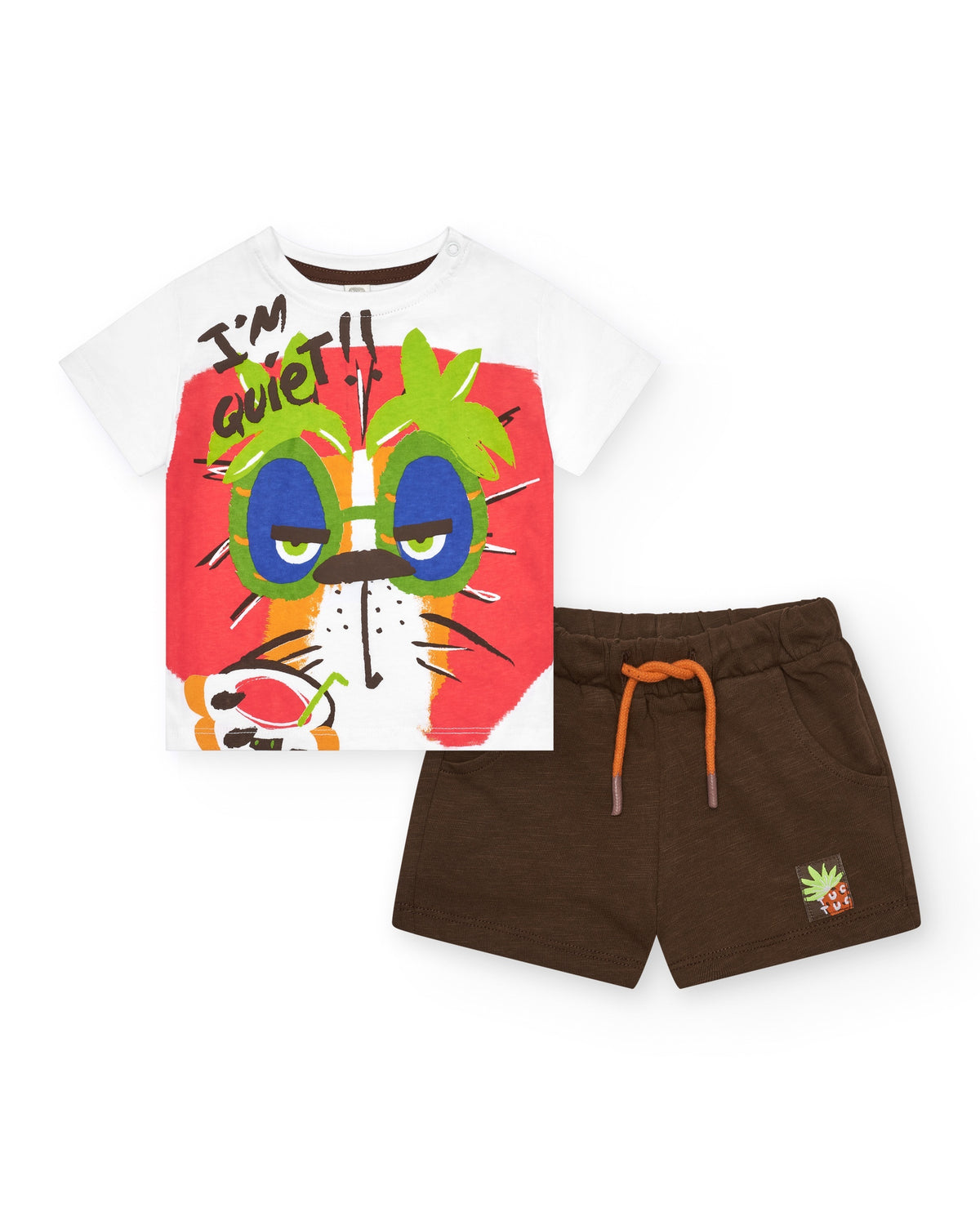 Conjunto para niño con camiseta de tigre y bermuda marrón