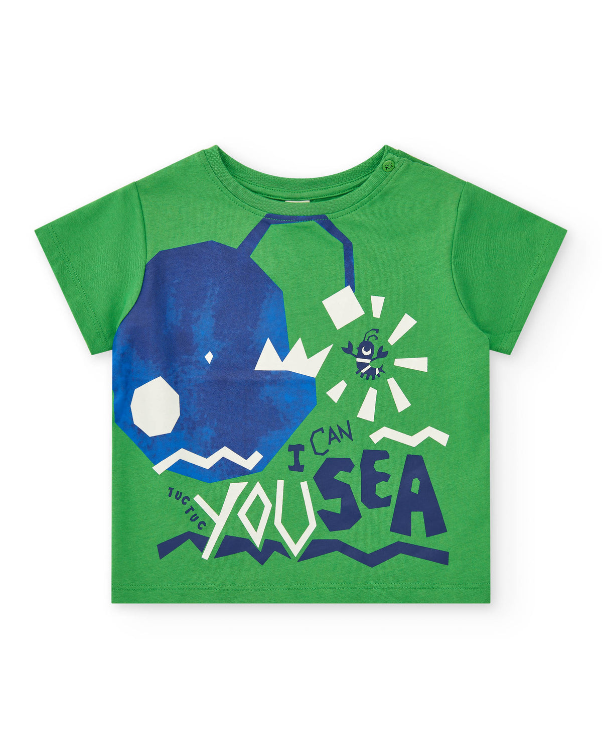 Camiseta para niño en verde con tiburón y figuras geométricas