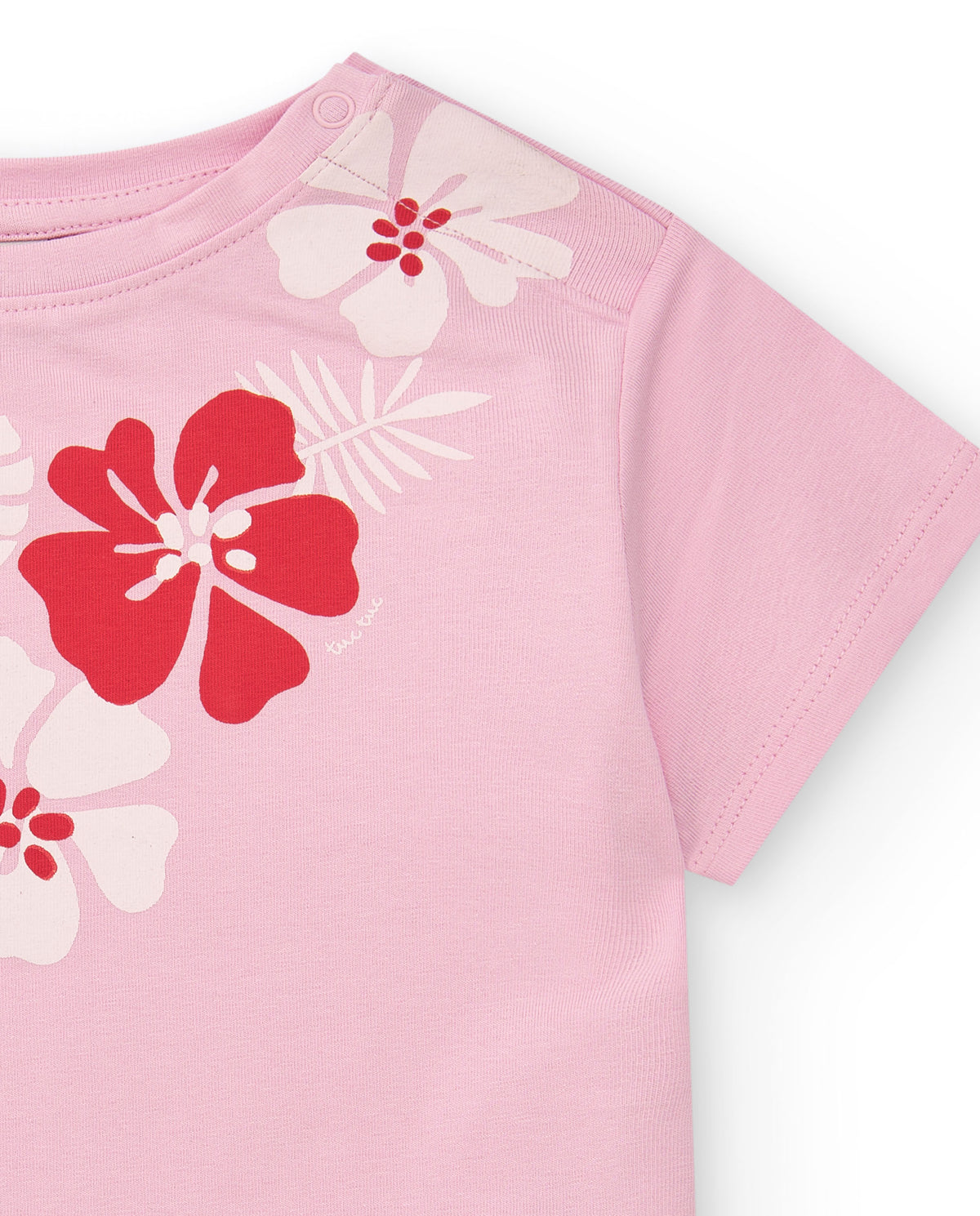 Camiseta para niña en rosa con estampado floral y cierre en el