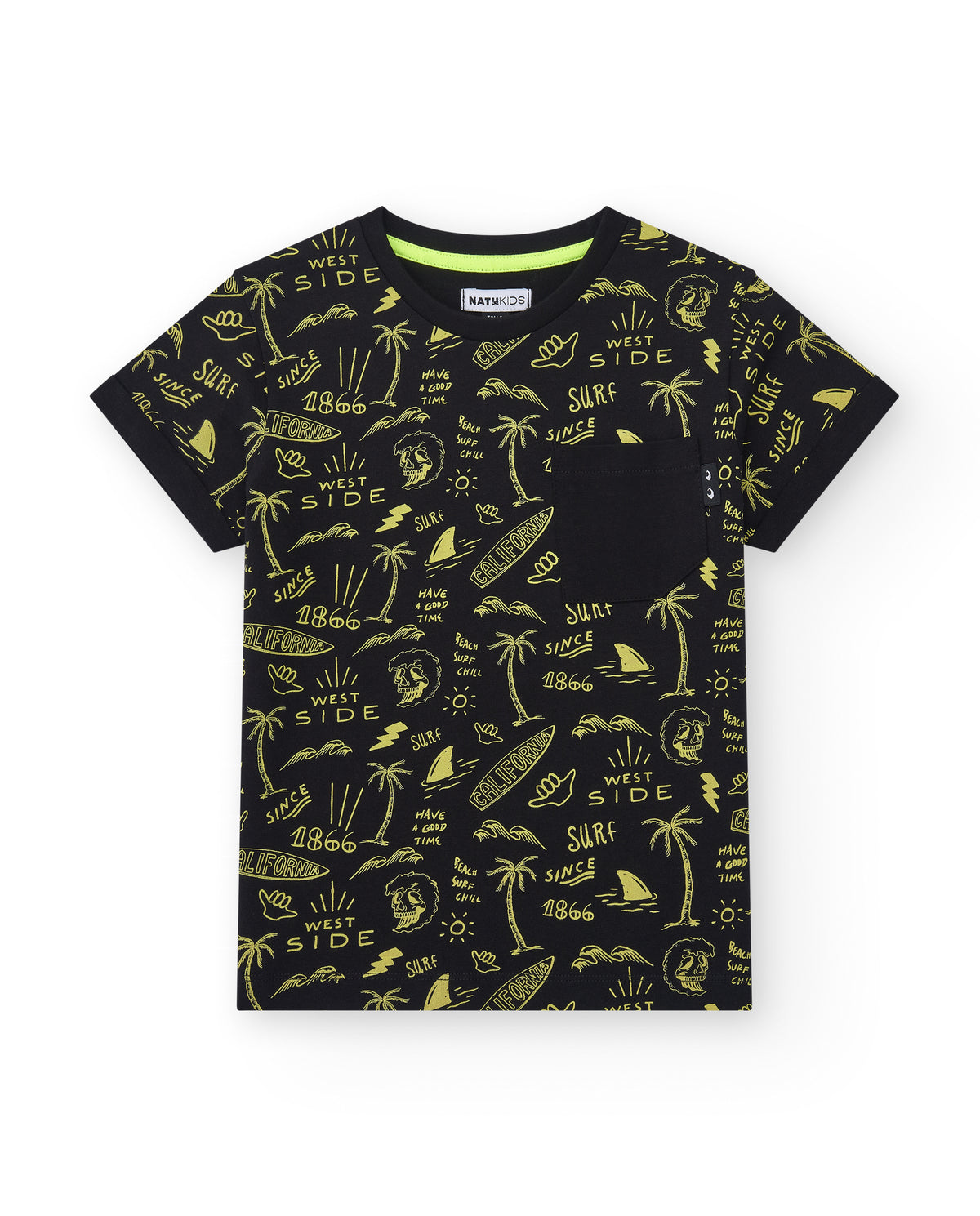 Camiseta para niño en negro con bolsillo frontal y estampado
