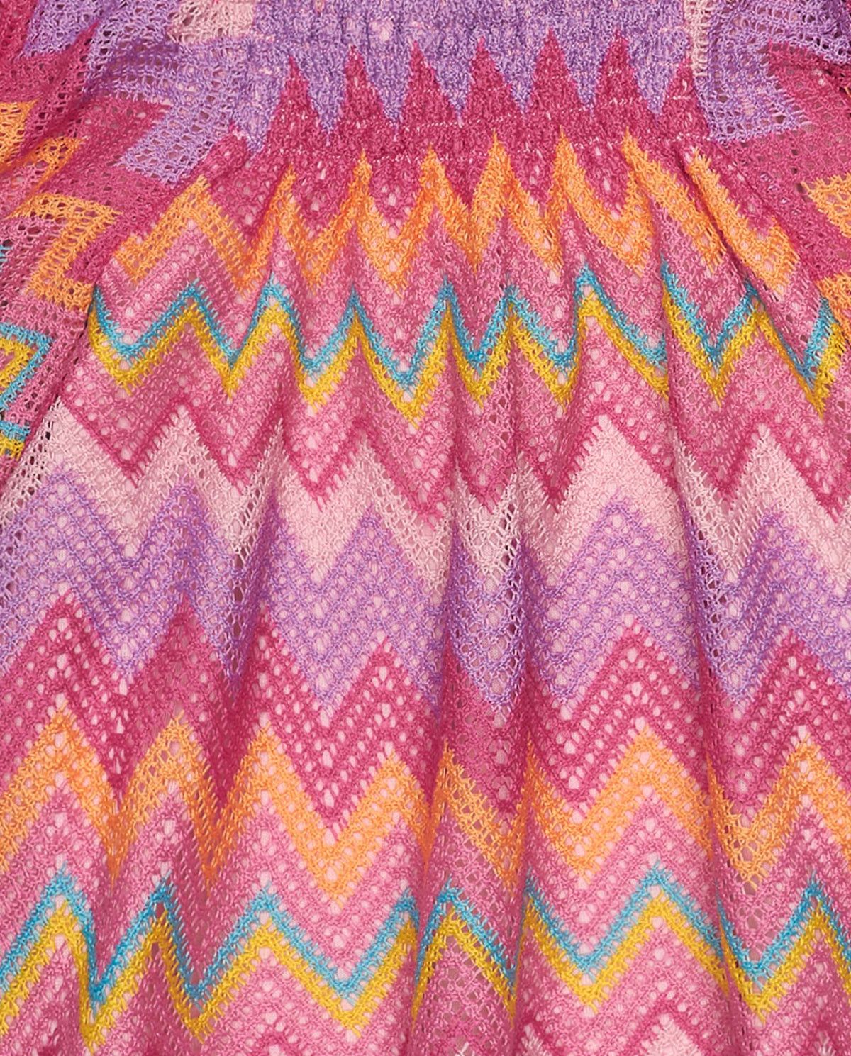Blusa para niña multicolor estampada y mangas tres cuartos
