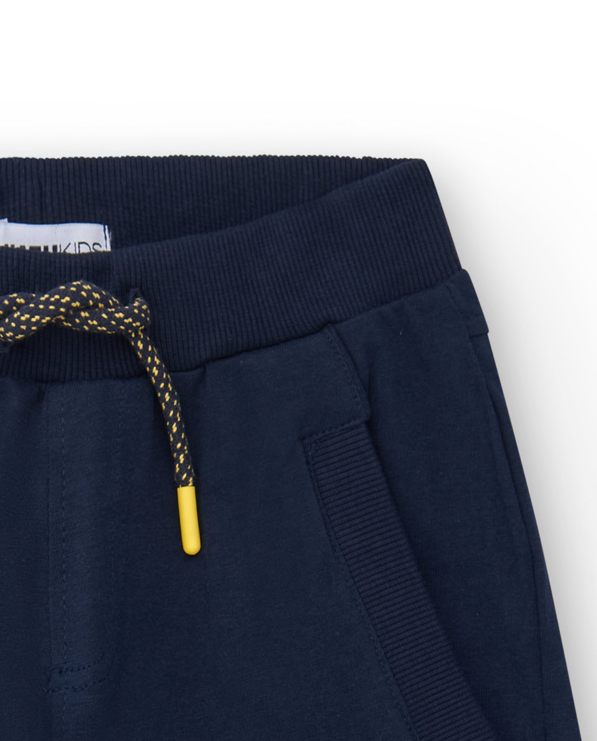 Bermuda para niño en azul marino con cintura elástica y print