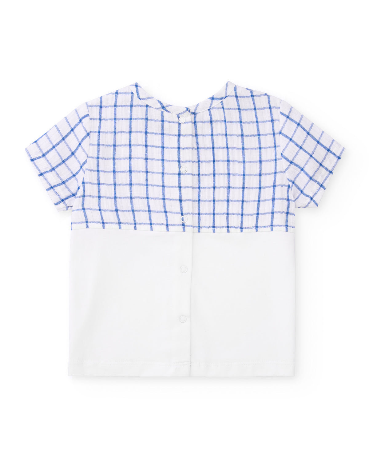 Conjunto de niño en blanco y azul con camiseta a cuadros y short vaquero
