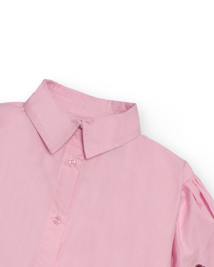 Camisa rosa para niña con bordado floral en mangas