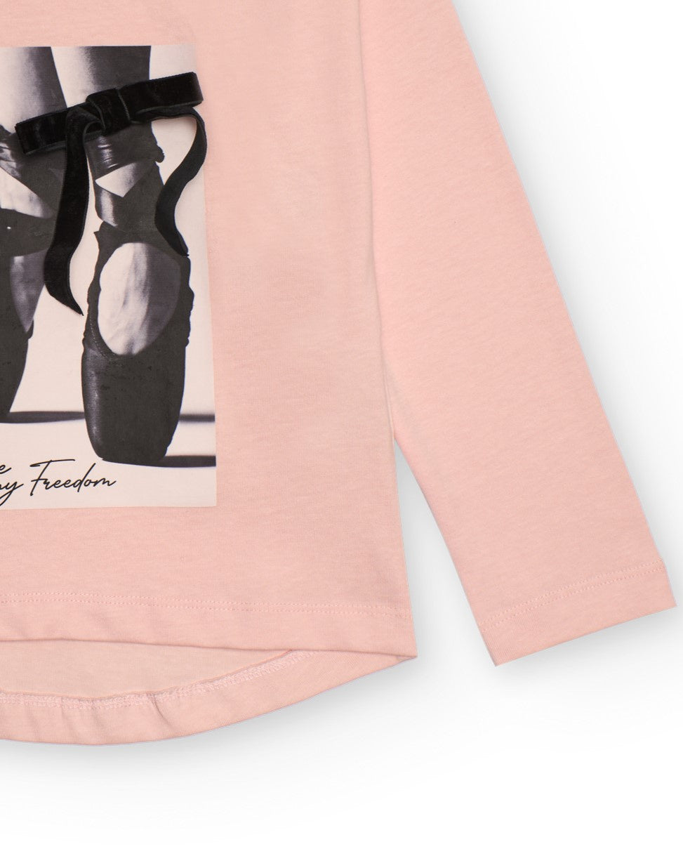 Camiseta rosa para niña con estampado de zapatillas de ballet
