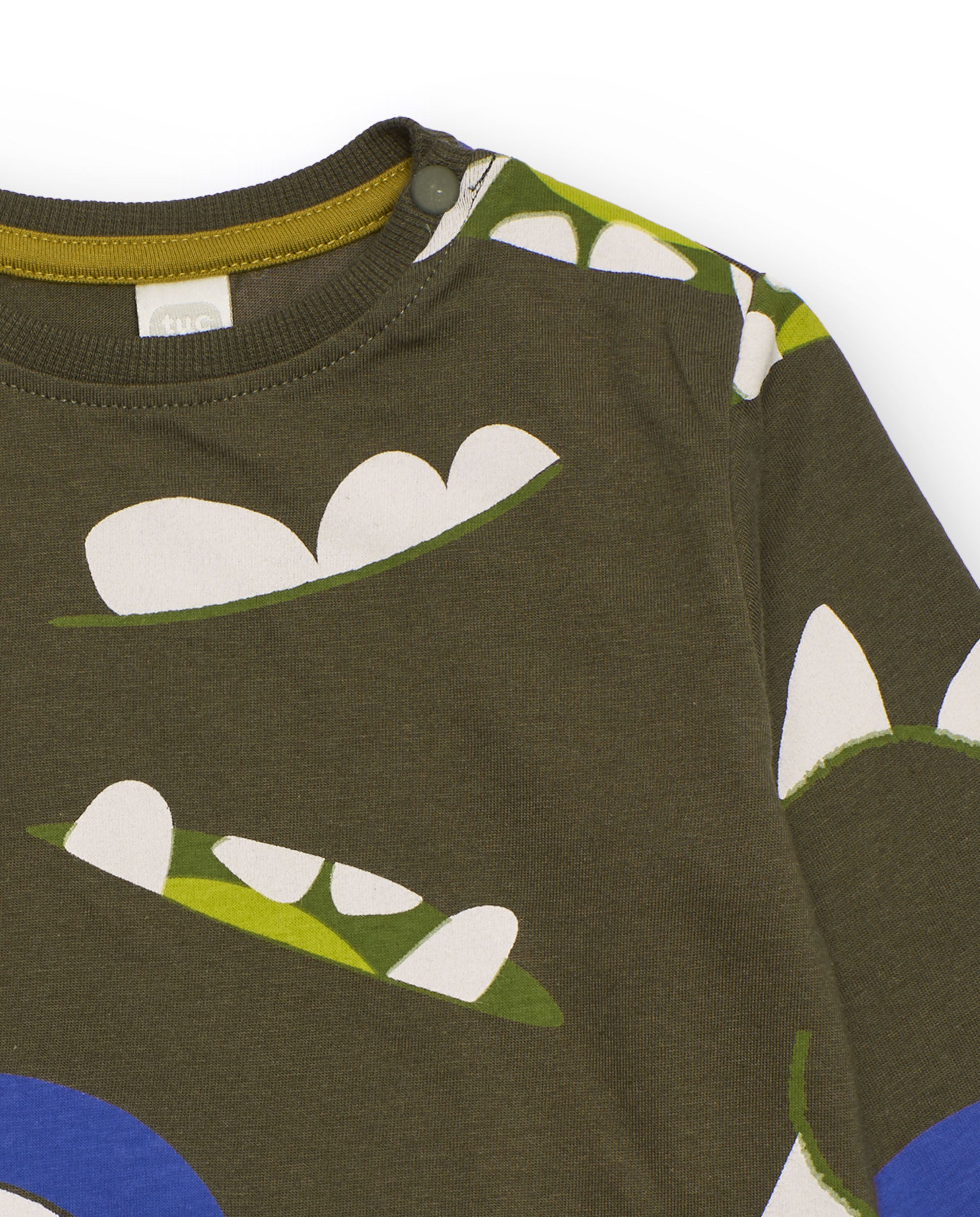 Camiseta de manga larga para niño en verde oliva con estampado