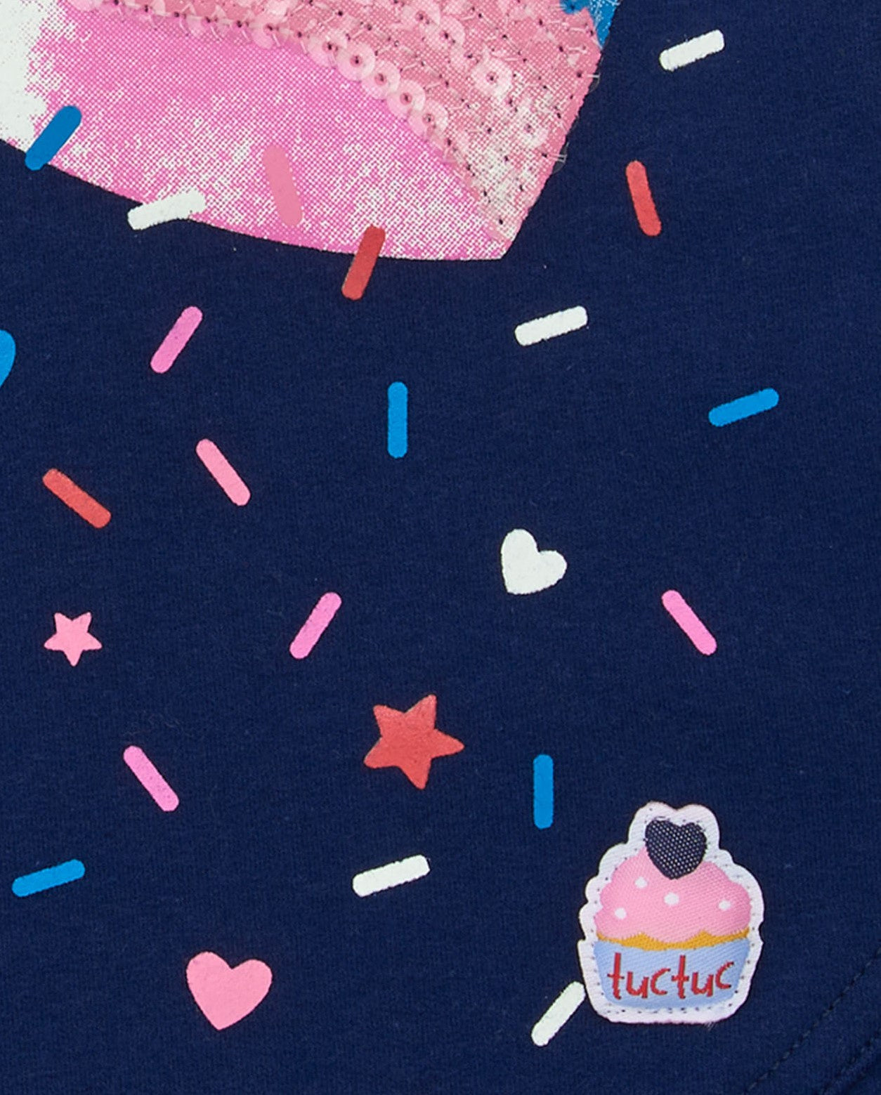 Sudadera de niña en azul marino con corazón brillante y diseño