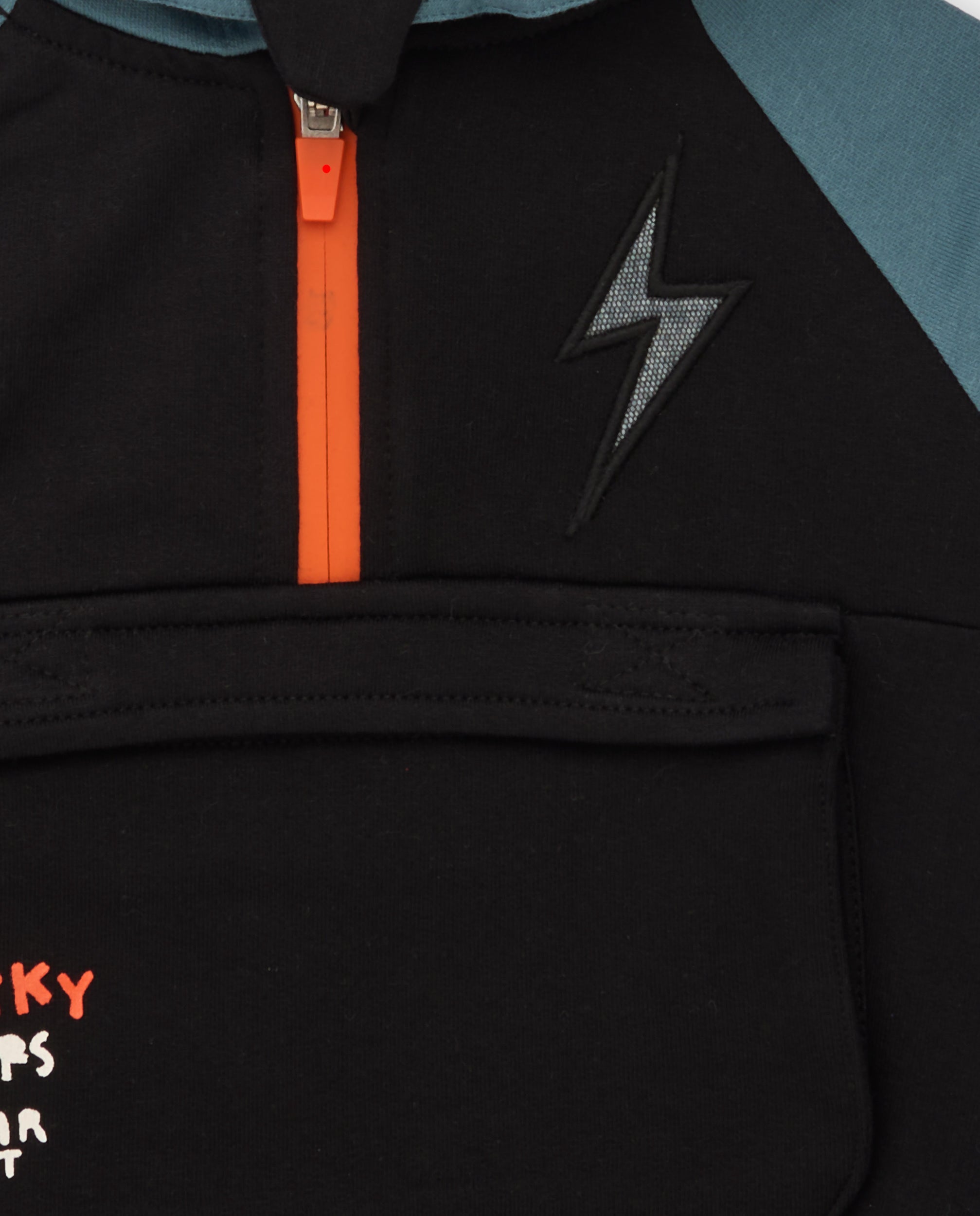 Conjunto de sudadera con capucha y pantalón para niño