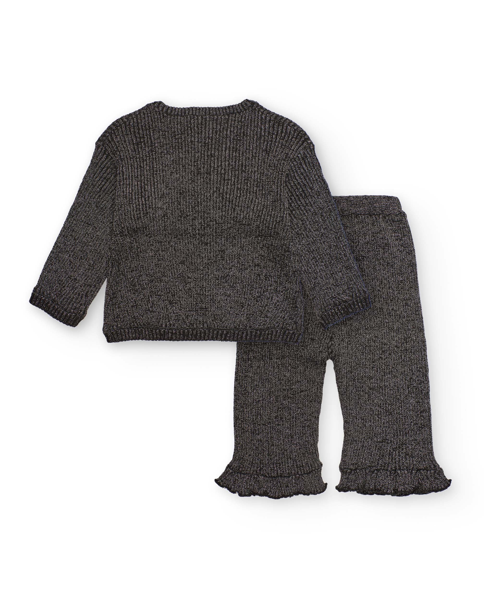 Conjunto de punto para niña en gris con detalle de corazones