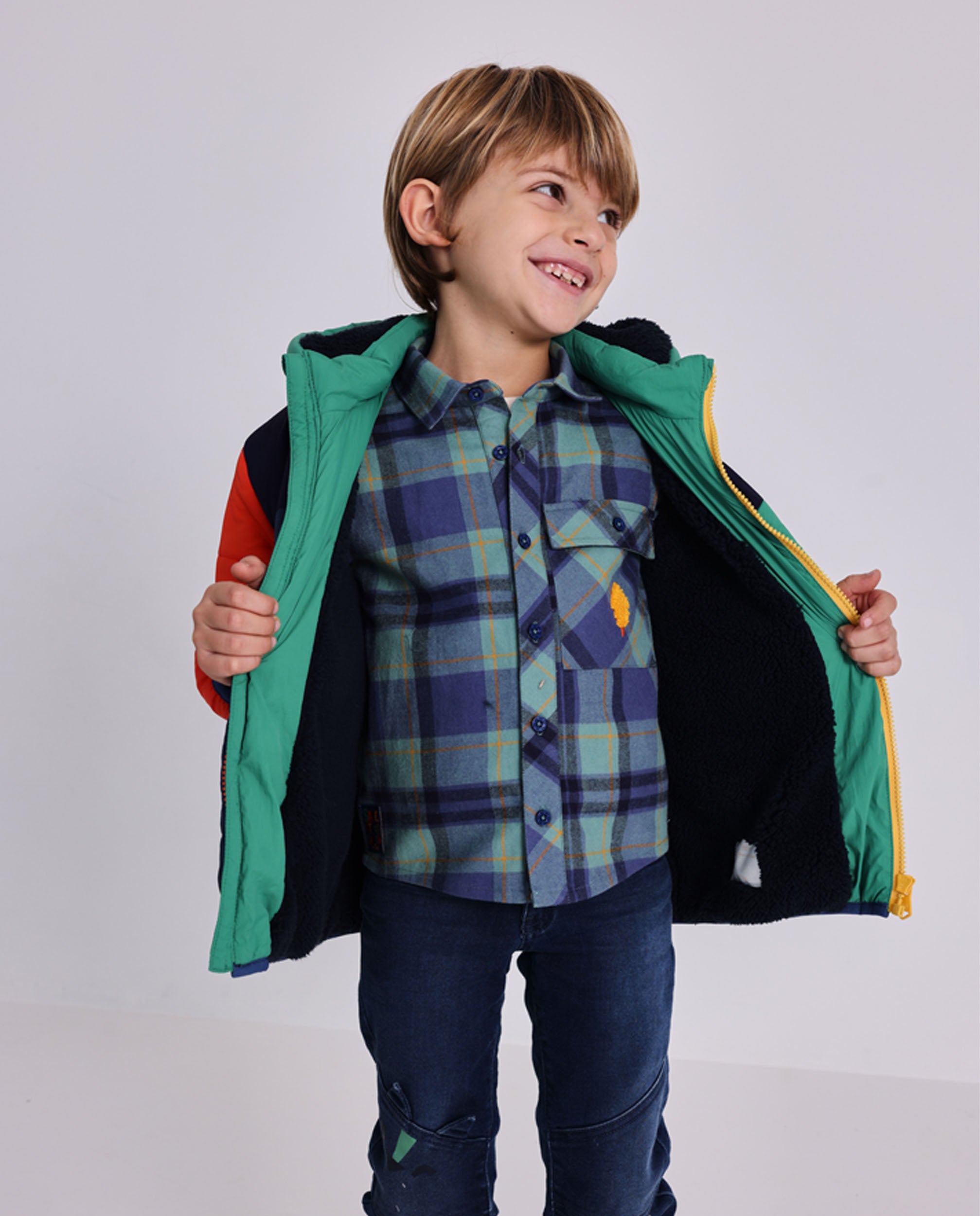 Camisa de franela para niño en cuadros azules y verdes con