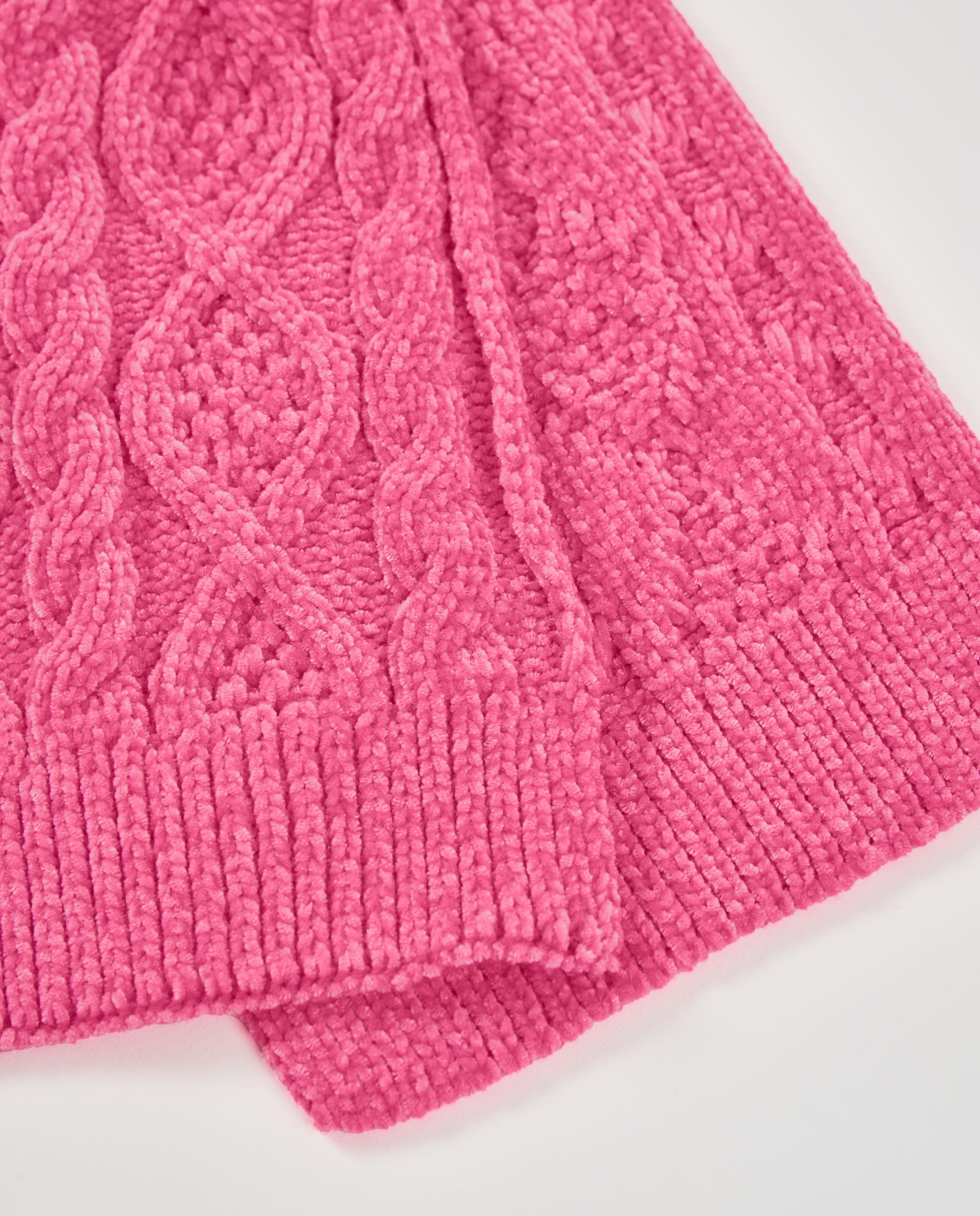 Set de niña gorro y bufanda rosa de punto trenzado con pompón