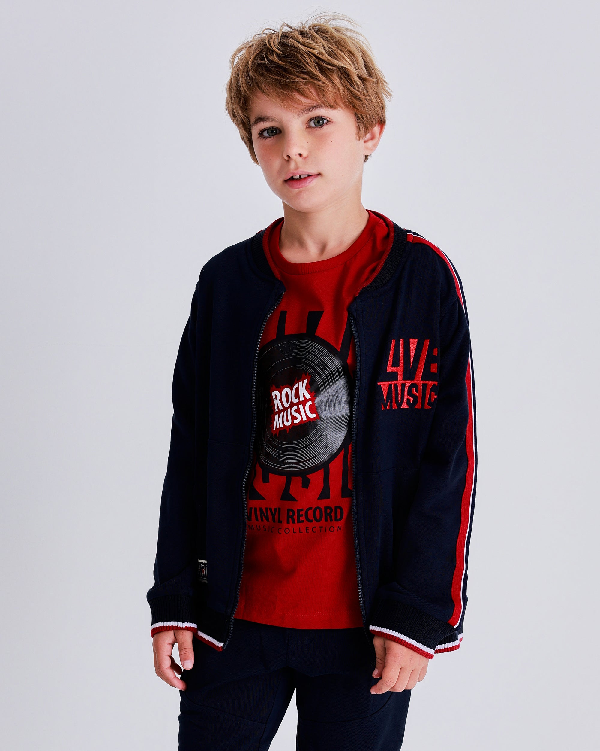 Red long-sleeved boys’ T-shirt with musical print