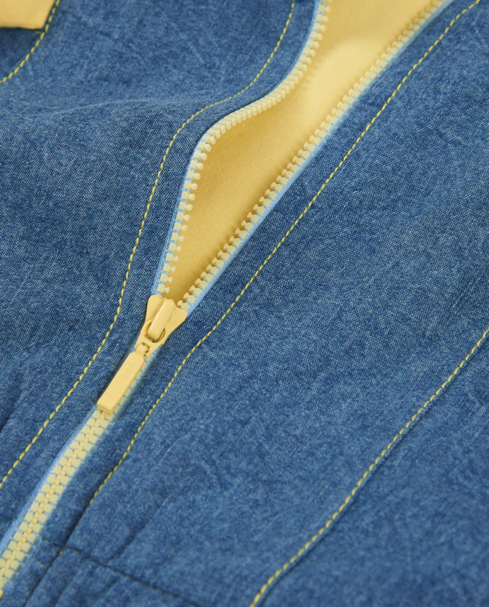 Chaqueta de recién nacido de plana en denim