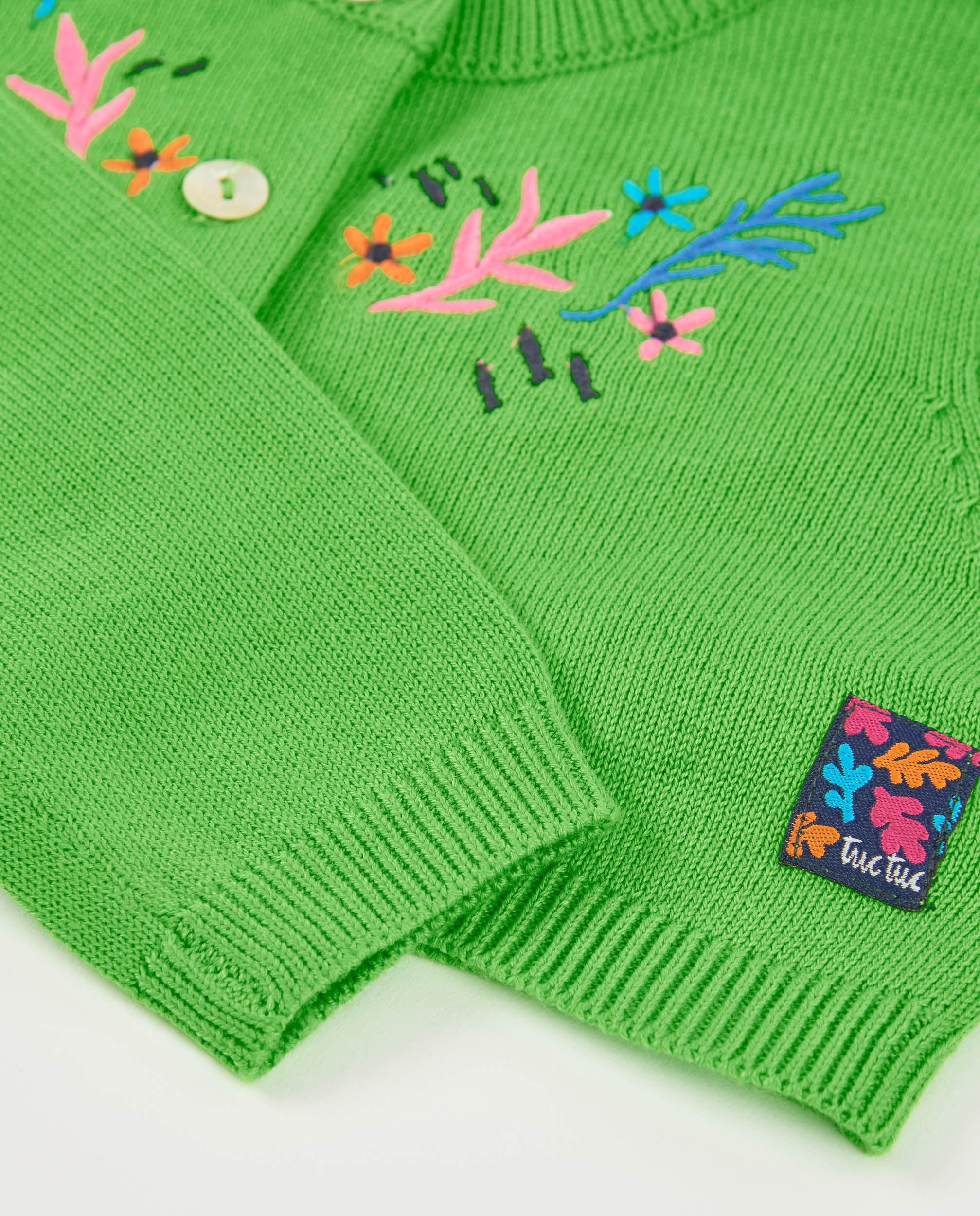 Chaqueta de niña de tricot con bordado frontal