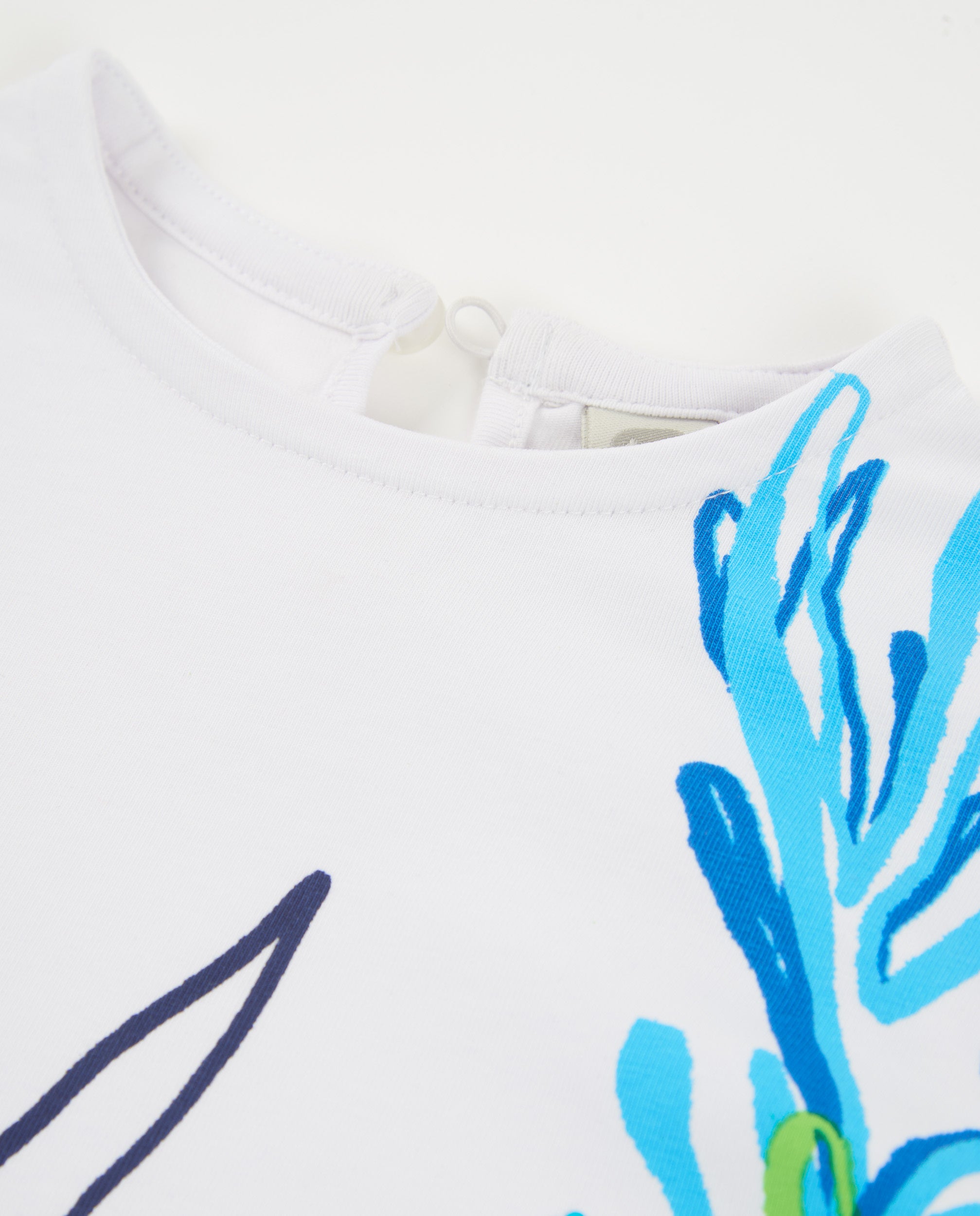 Camiseta de niña de punto con detalles brillantes