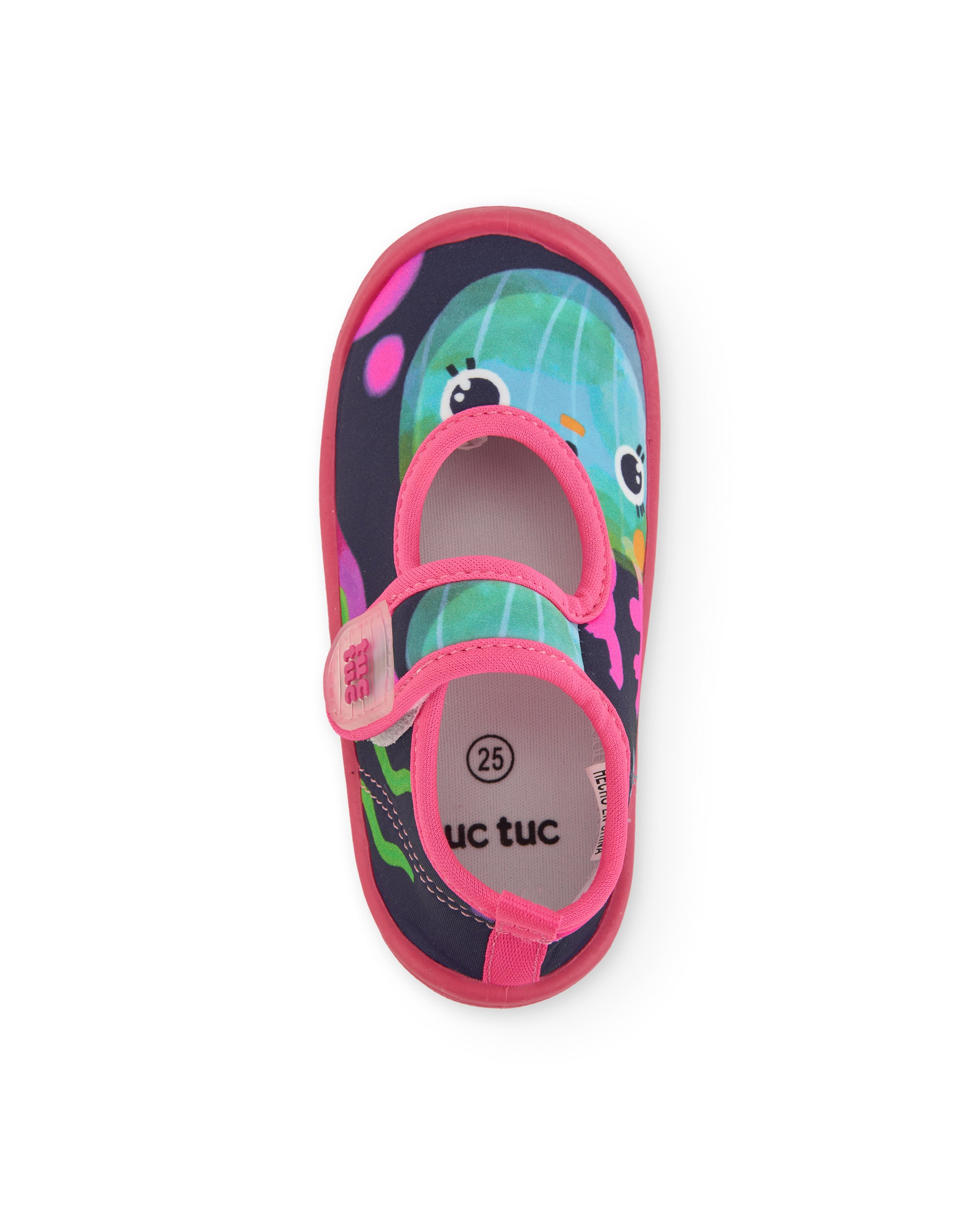 Zapatos de niña de punto y acuáticos