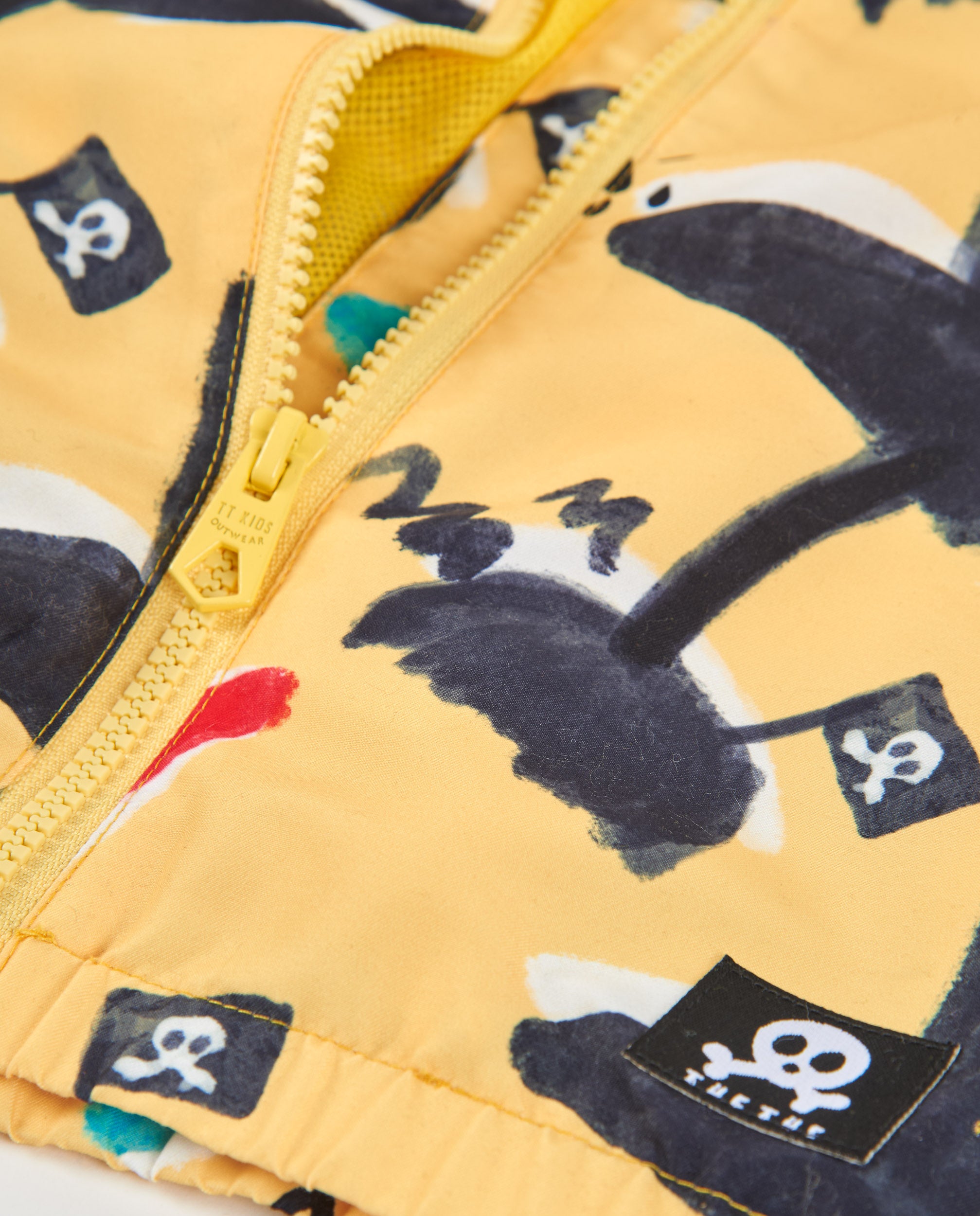 Chaqueta de niño de plana con diseño pirata