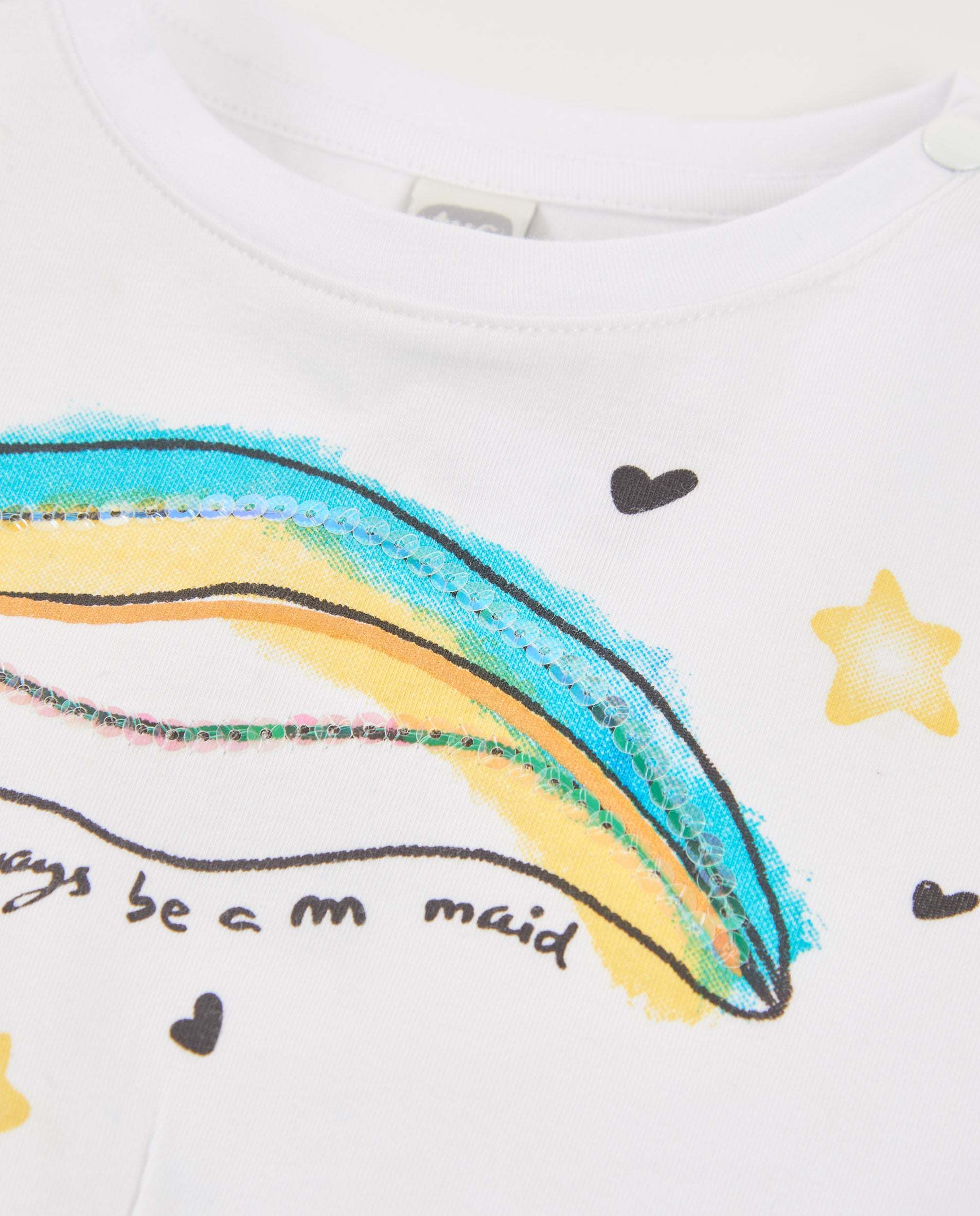 Camiseta de niña de punto con detalles brillantes