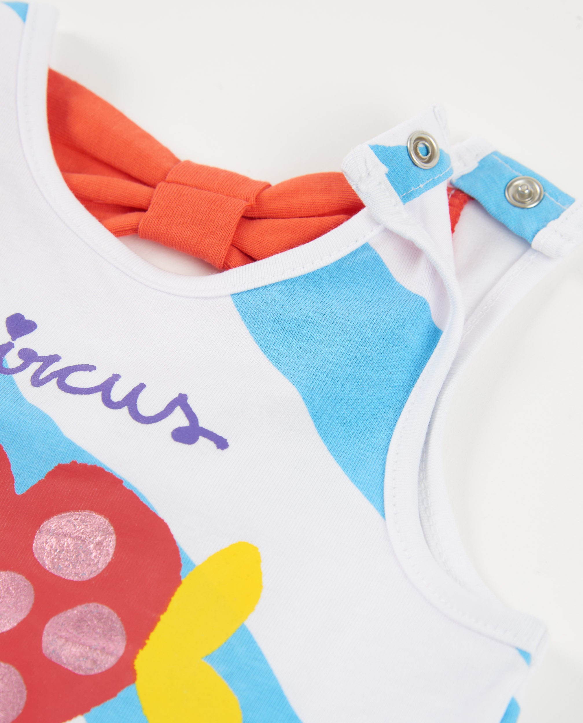 Camiseta de niña de punto con pez en forma de corazón