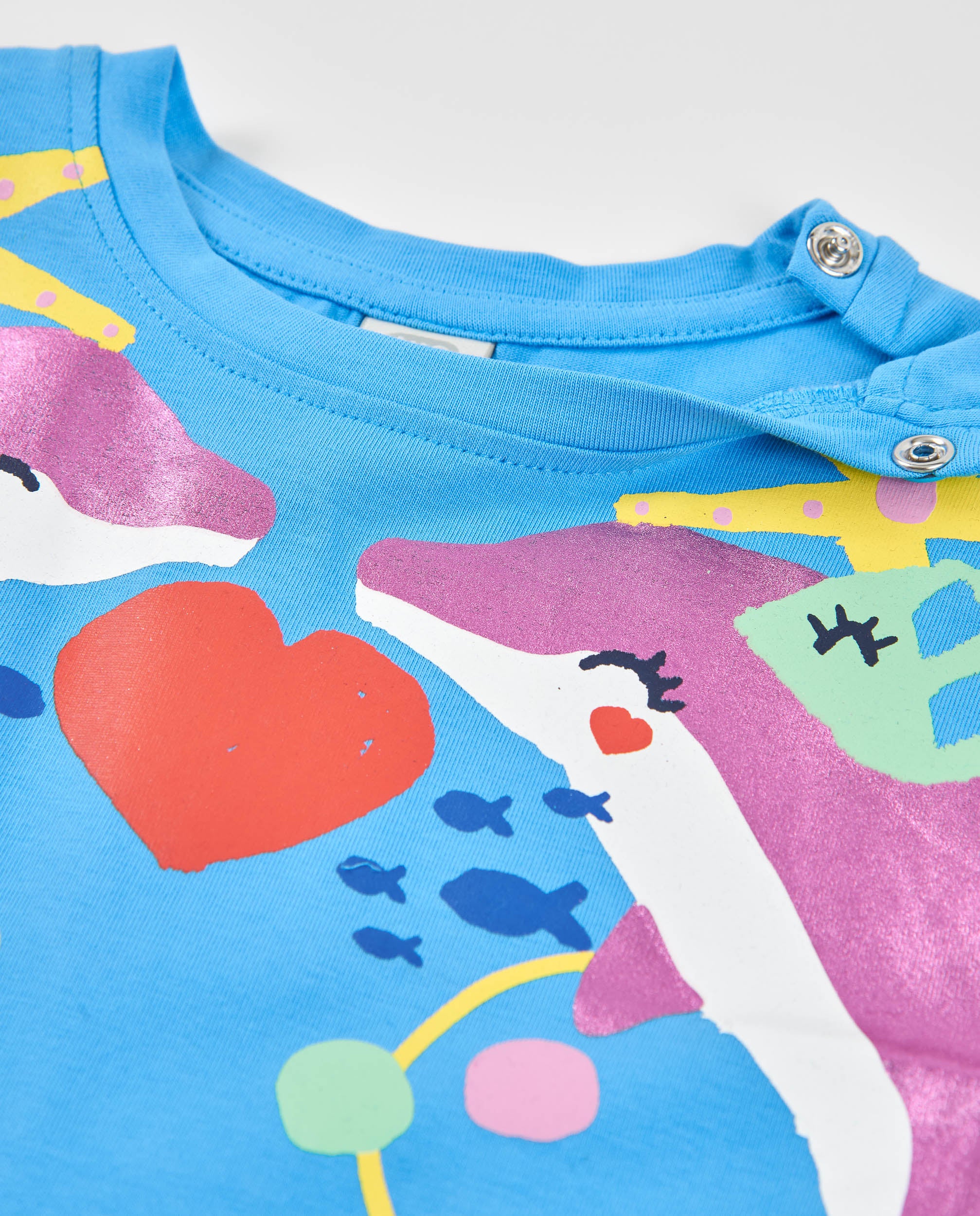 Camiseta de niña de punto y gran estampado frontal